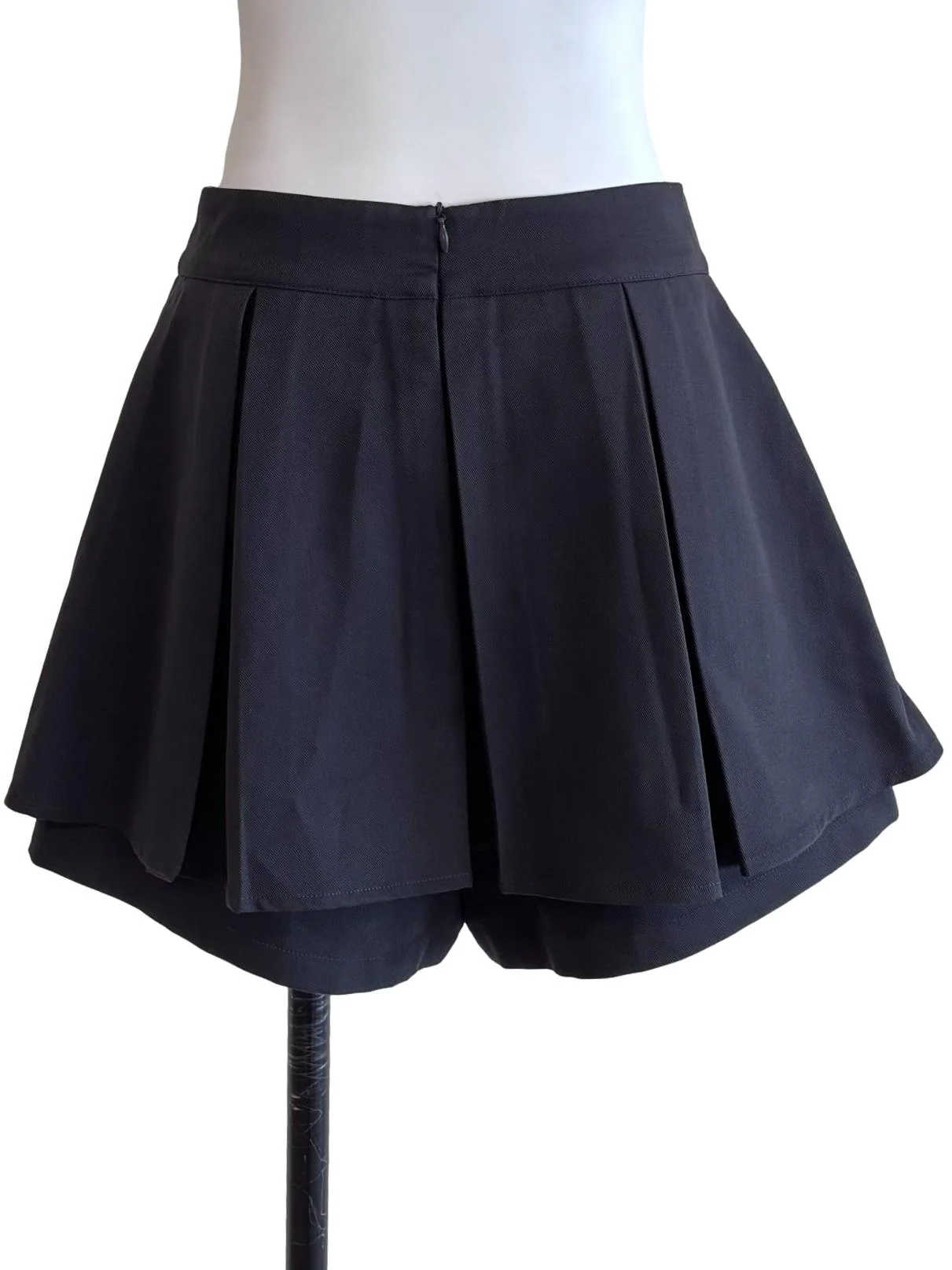 Anchor Grey Pleated Skorts - Image 2