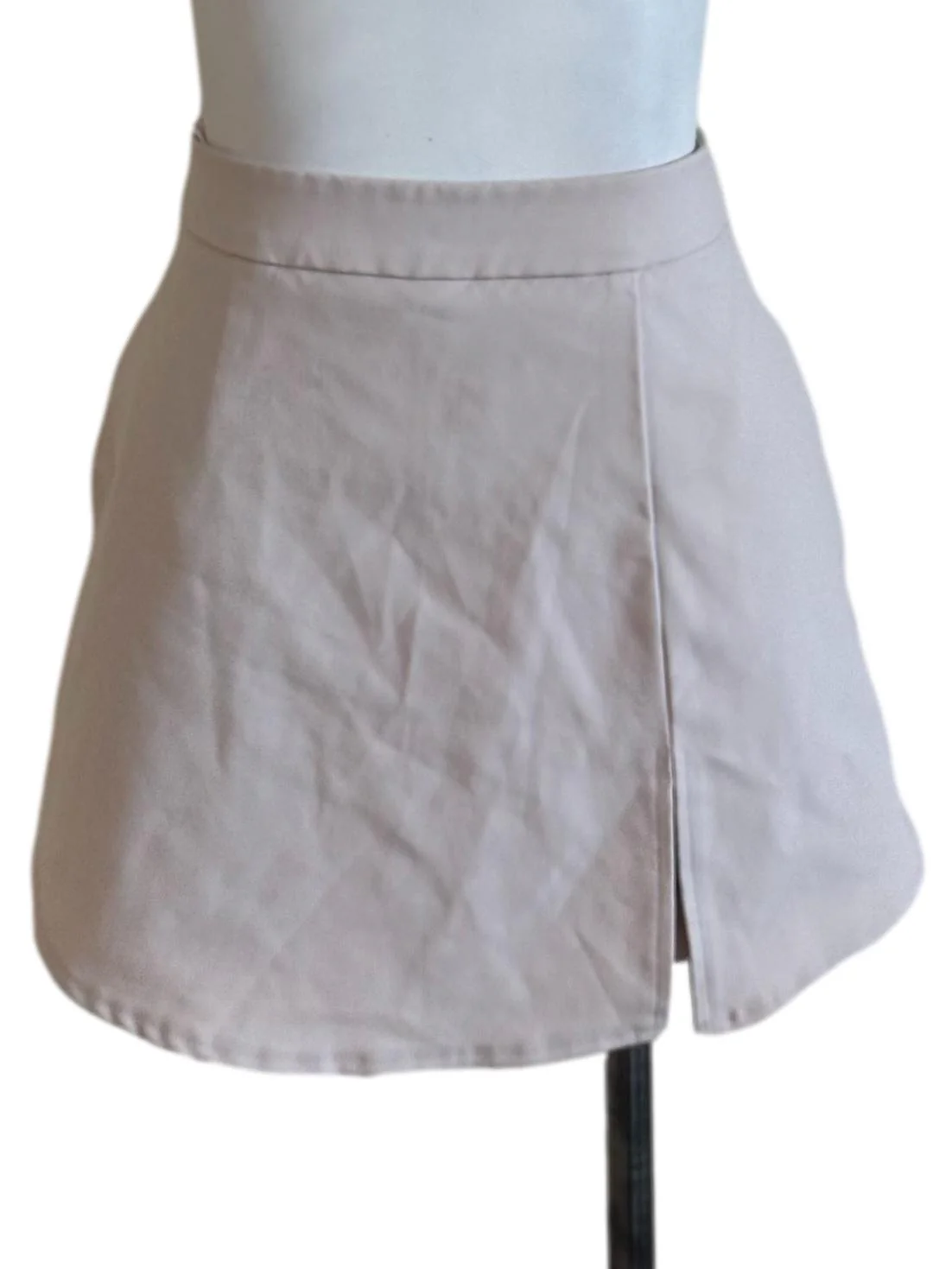 Ash Beige Mini Slit Skorts
