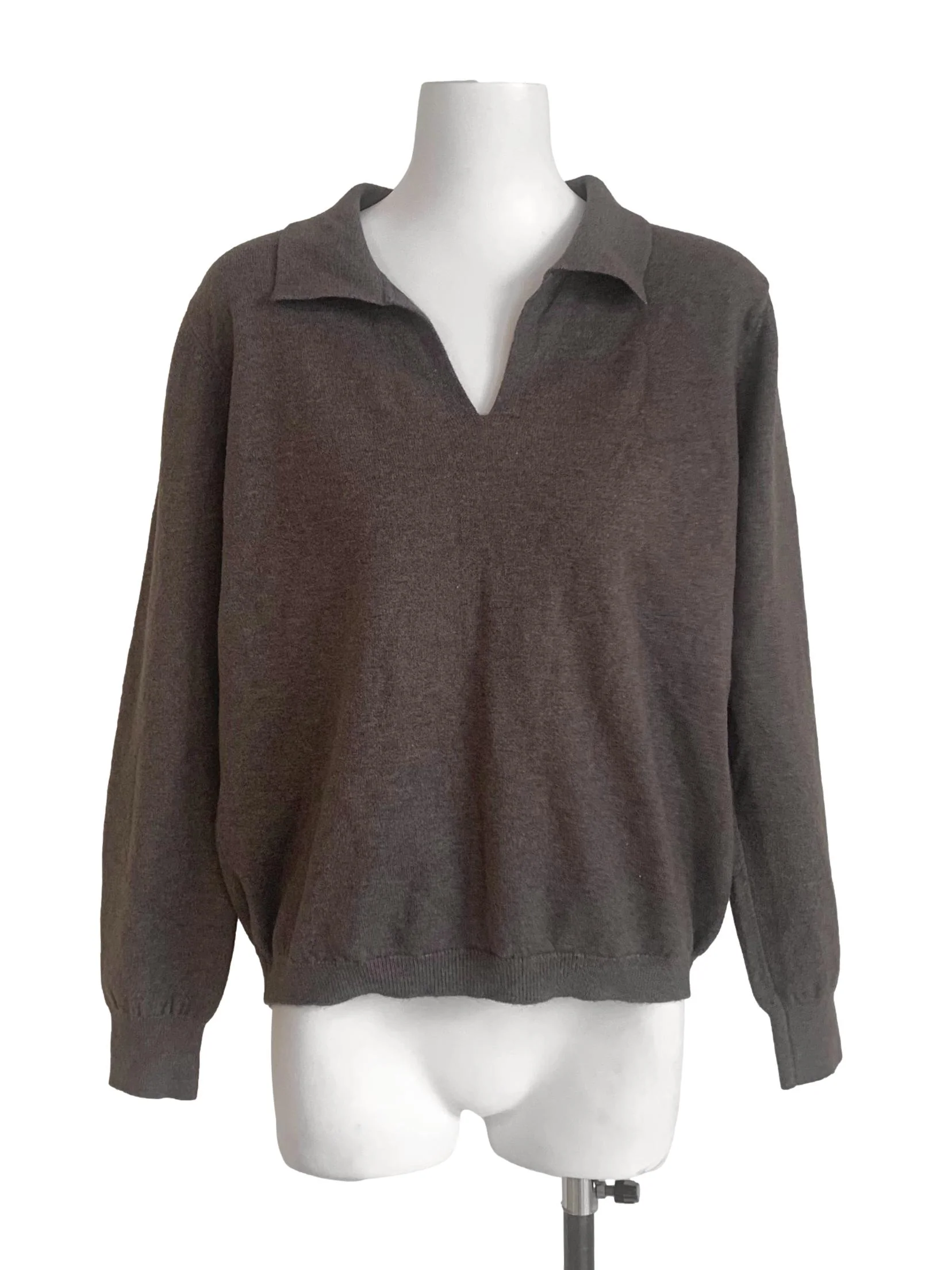 Ash Grey Collared Bishop Sleeves Top