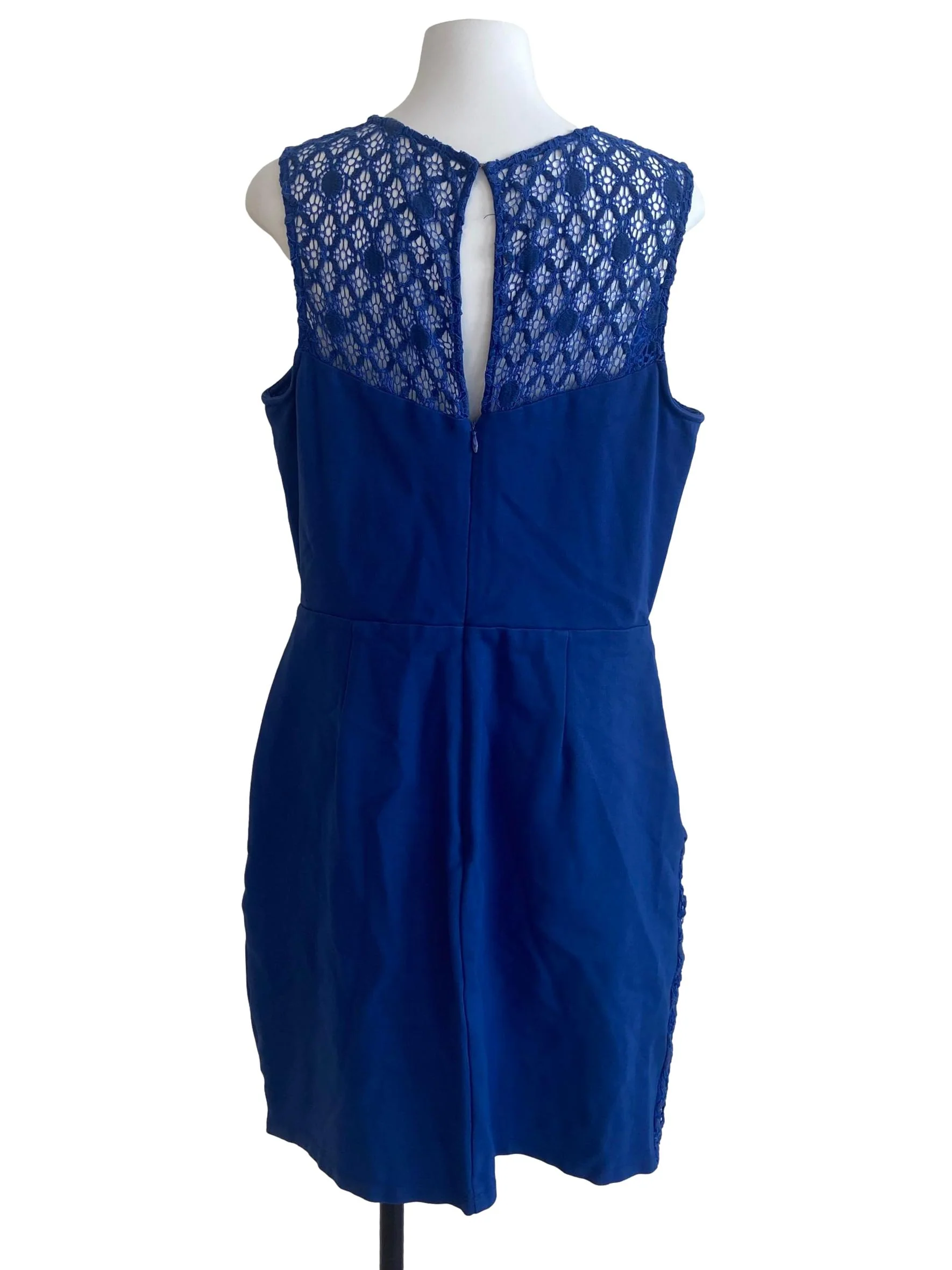 Azure Blue Sleeveless Lace Asymmetric Dress - Image 2