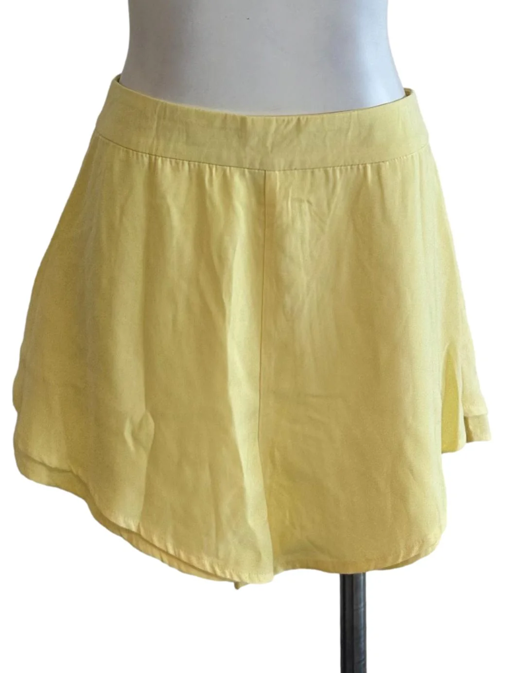 Banana Yellow Casual Chiffon Shorts