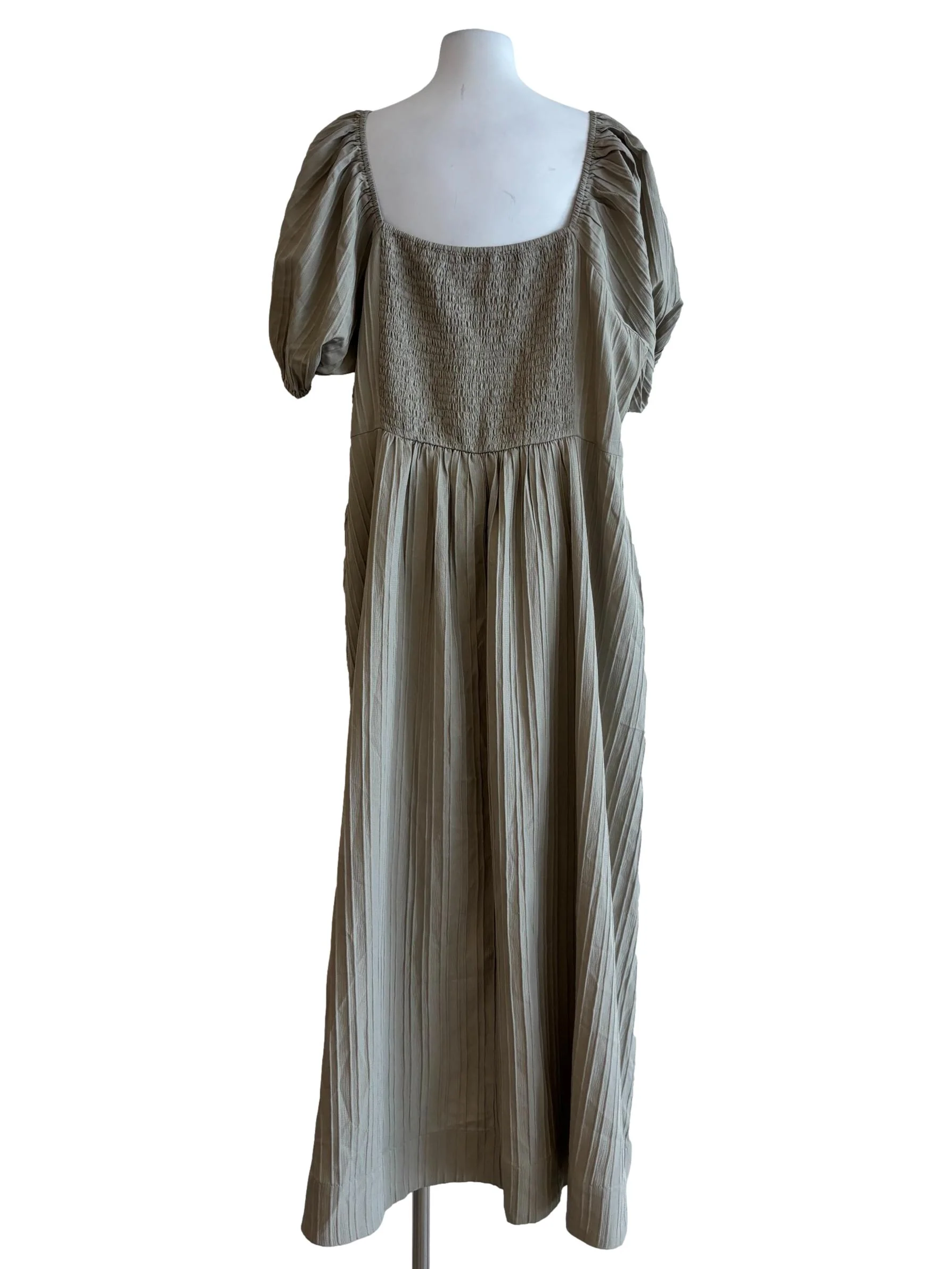 Basil Green Square Neck Wrinkled Dress - Image 2