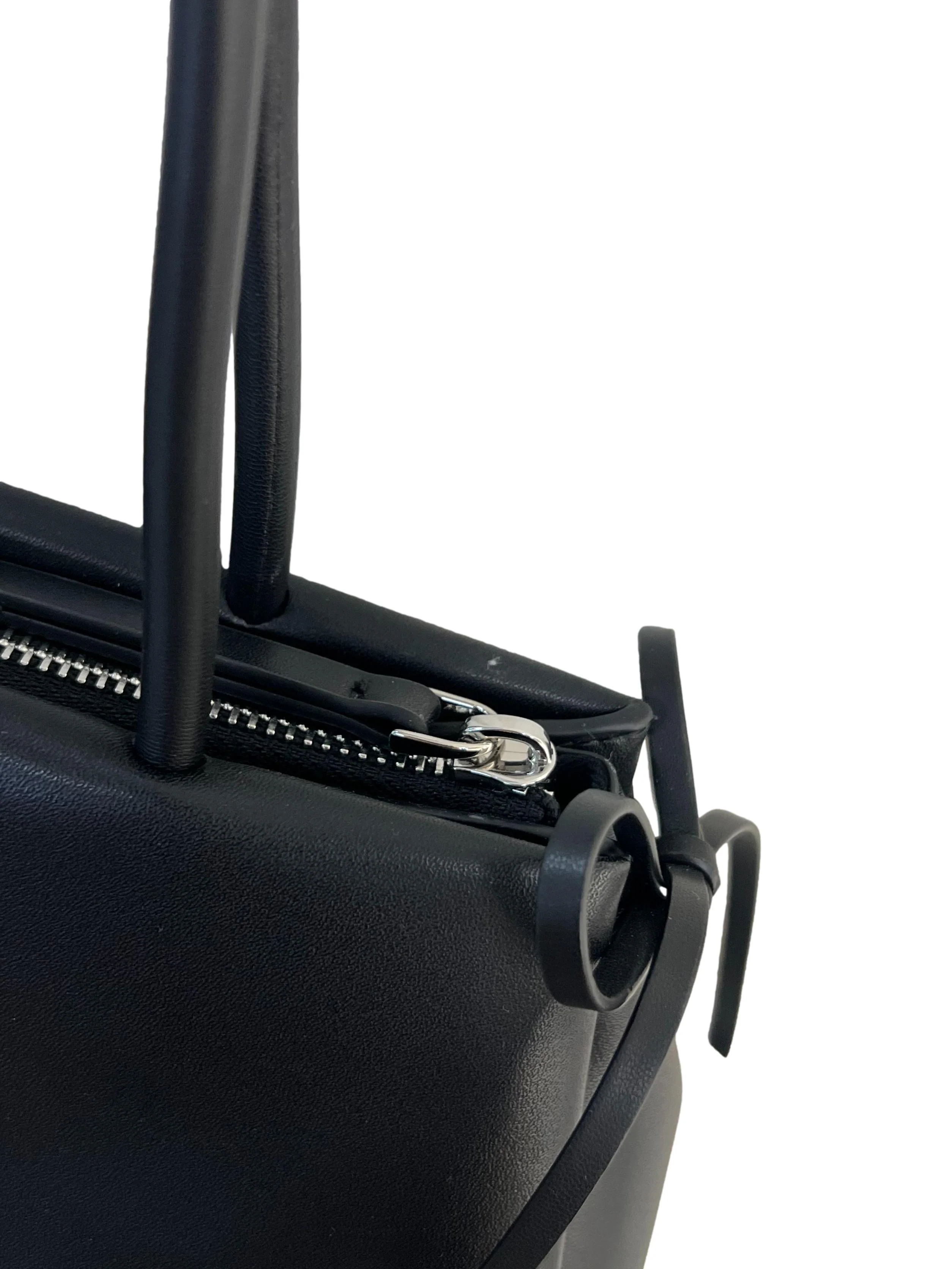 Black Bow Elongated Trapeze Shoulder Bag - Image 3