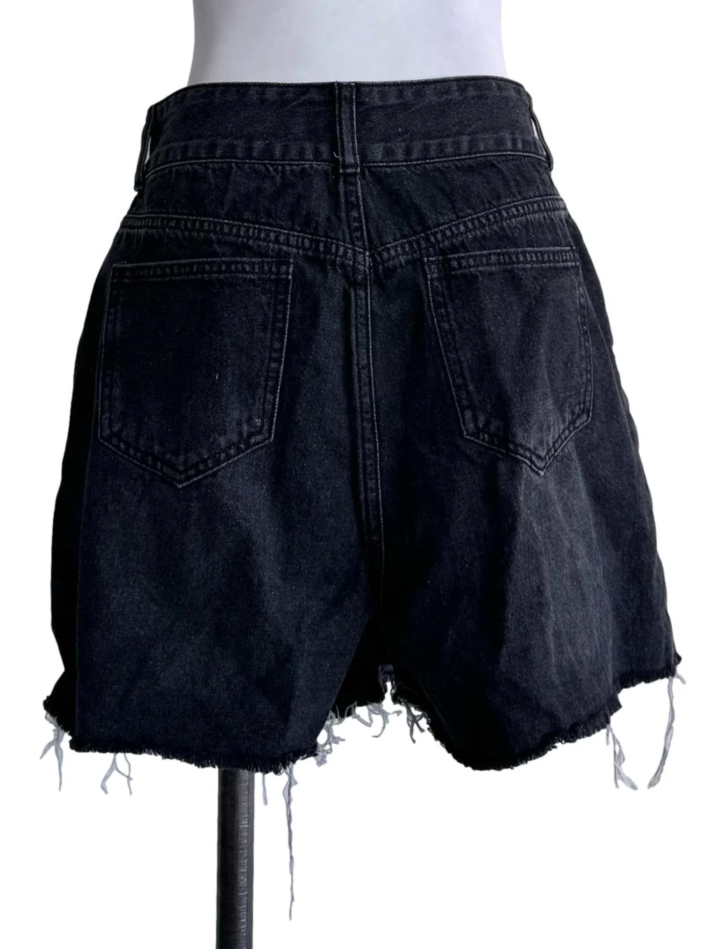 Black Denim Raw-Hem Mini Skort - Image 2