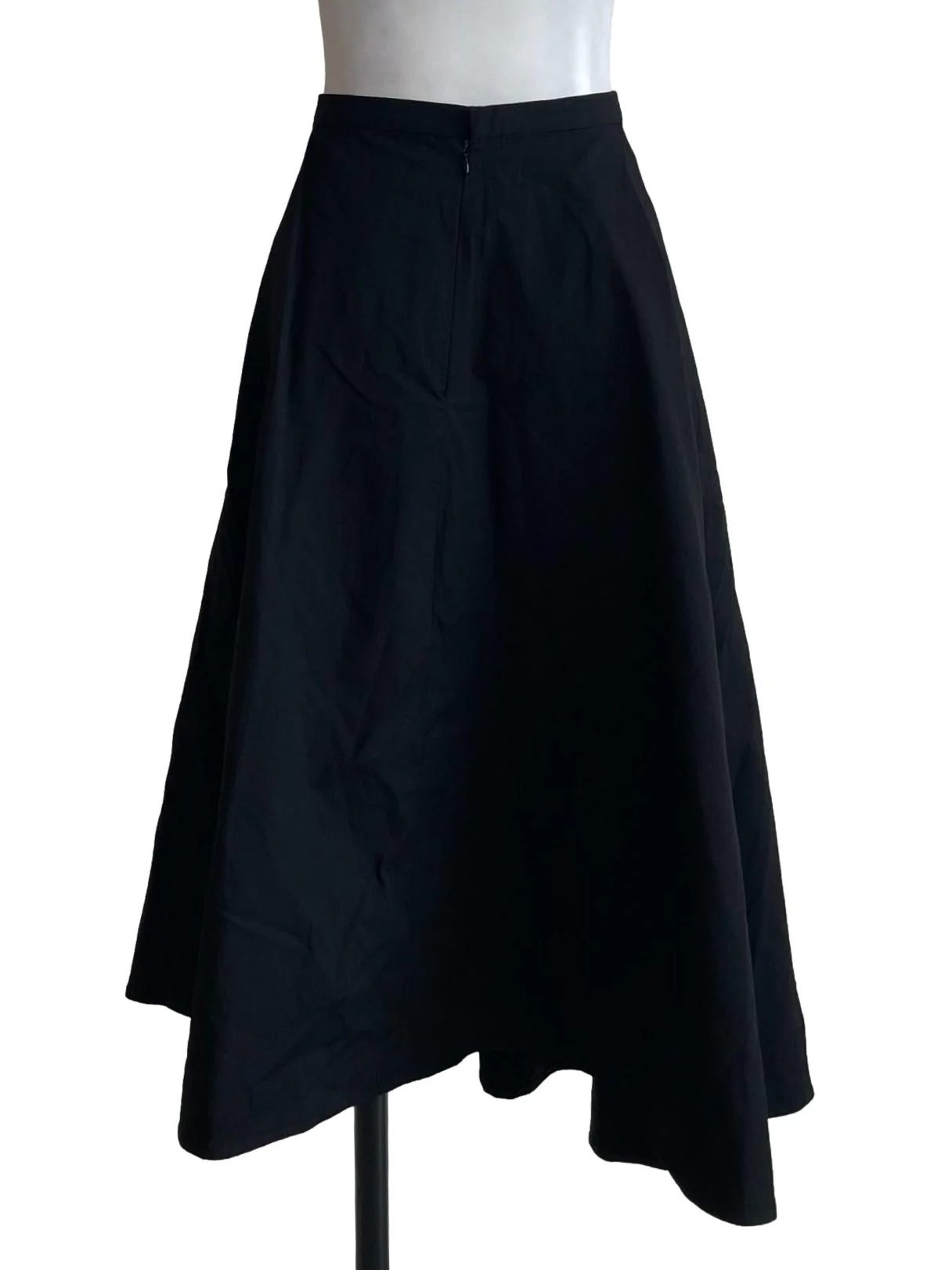 Black Flared Plain Skirt - Image 2