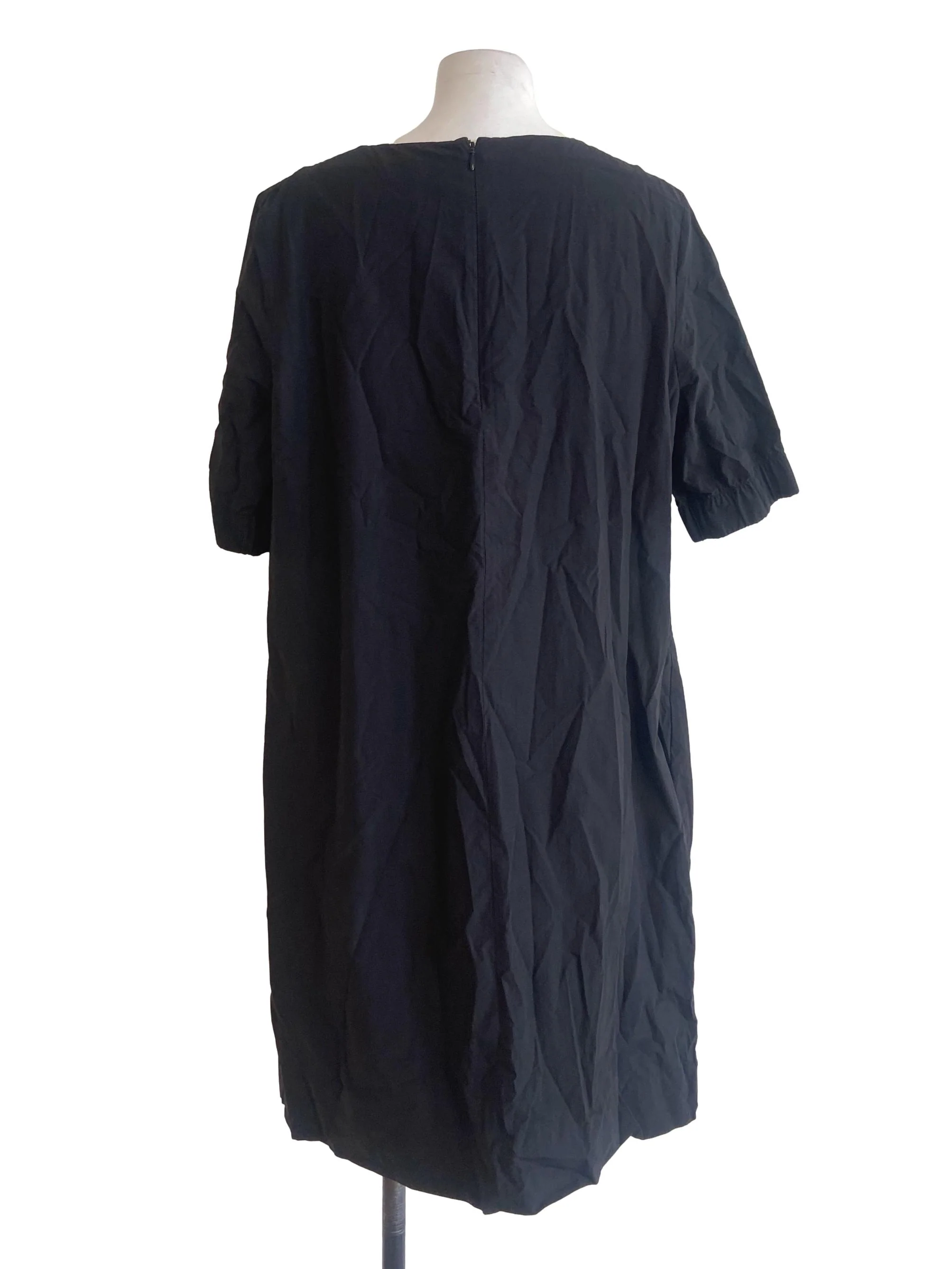 Black Jewel Neck Shift Dress - Image 2