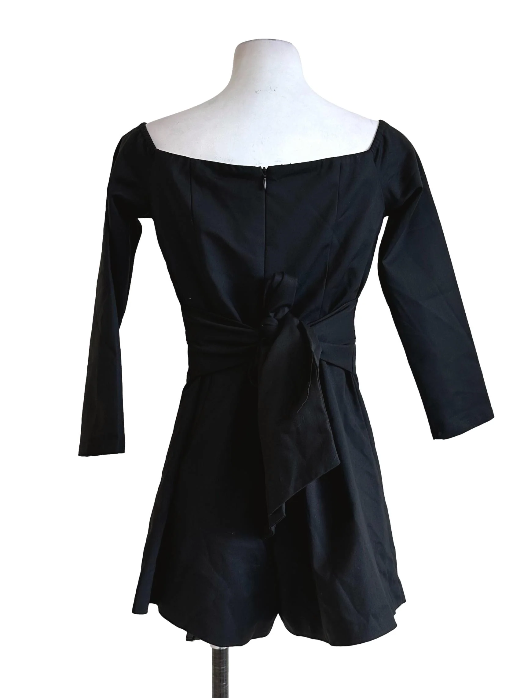 Black Long Sleeves Romper LB - Image 2