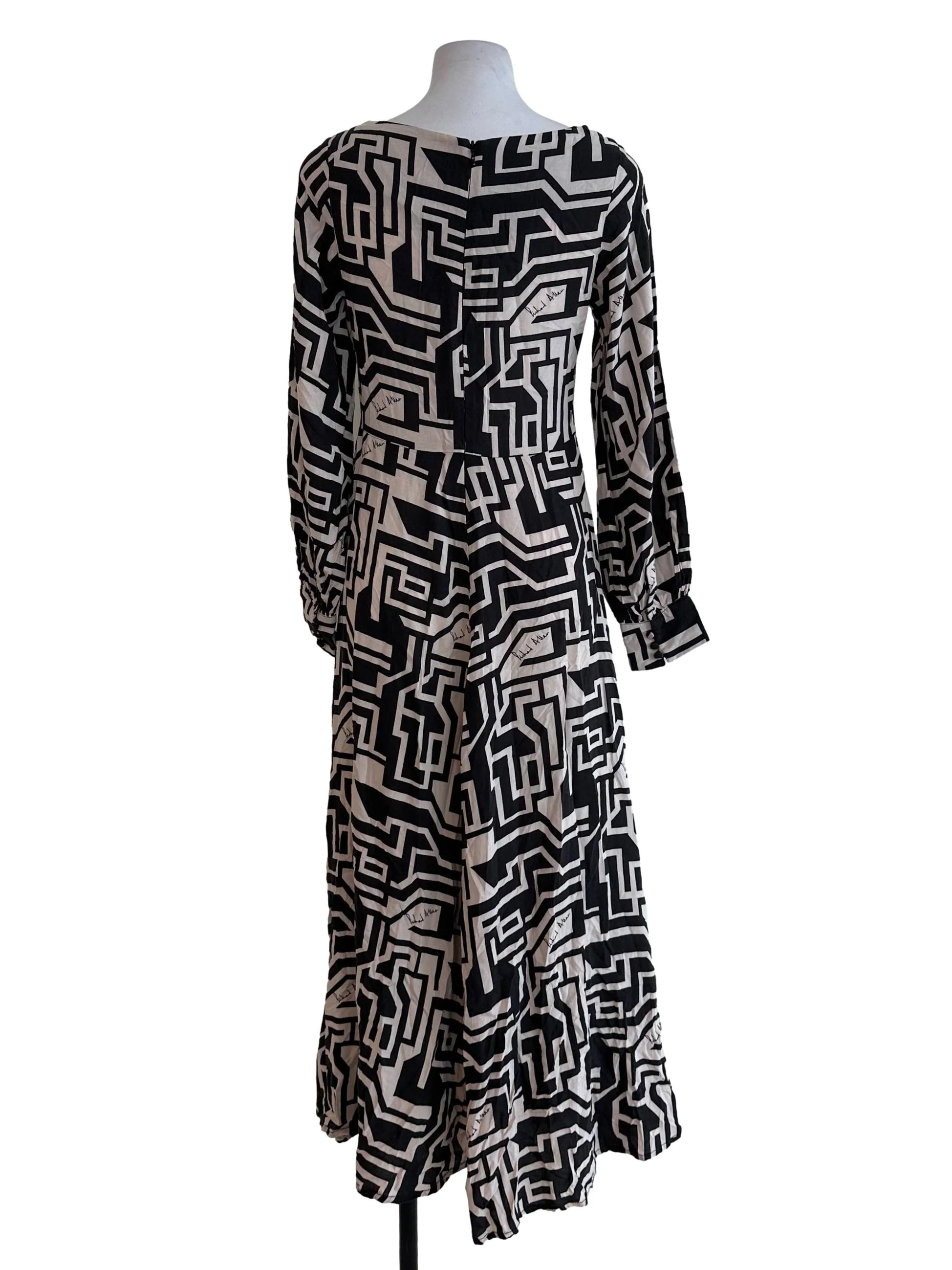 Black Pattern Dress - Image 2