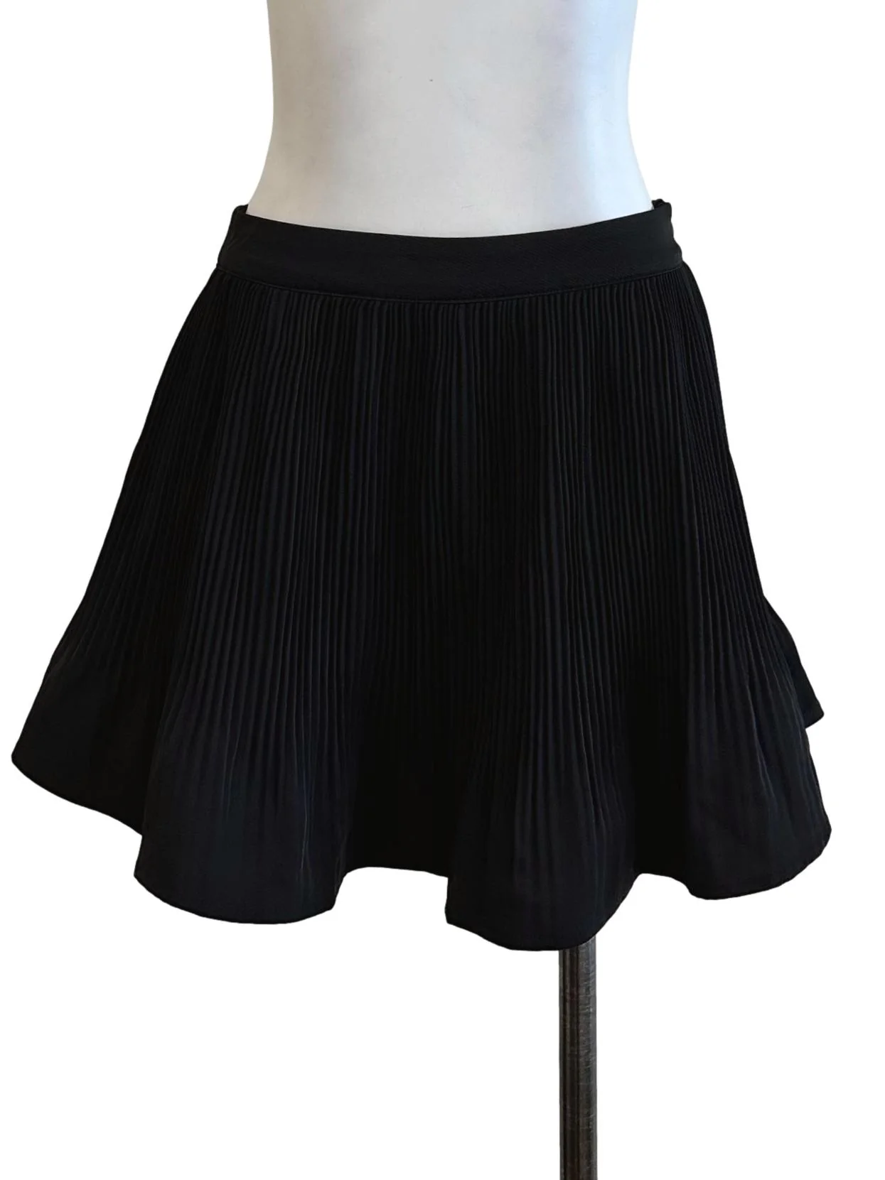 Black Pleated Pattern Skort