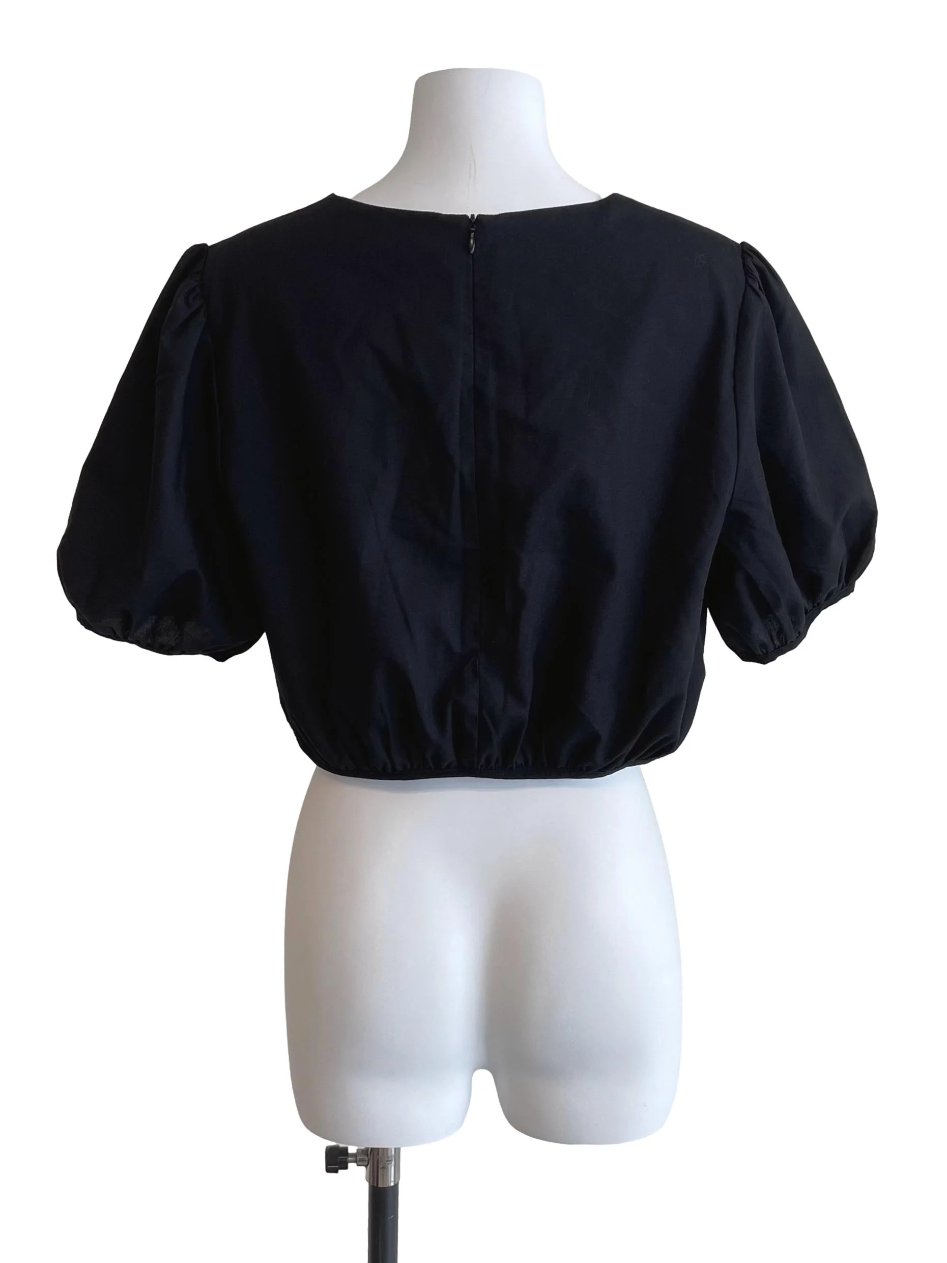 Black Puff Sleeves Button Up Crop Top - Image 2