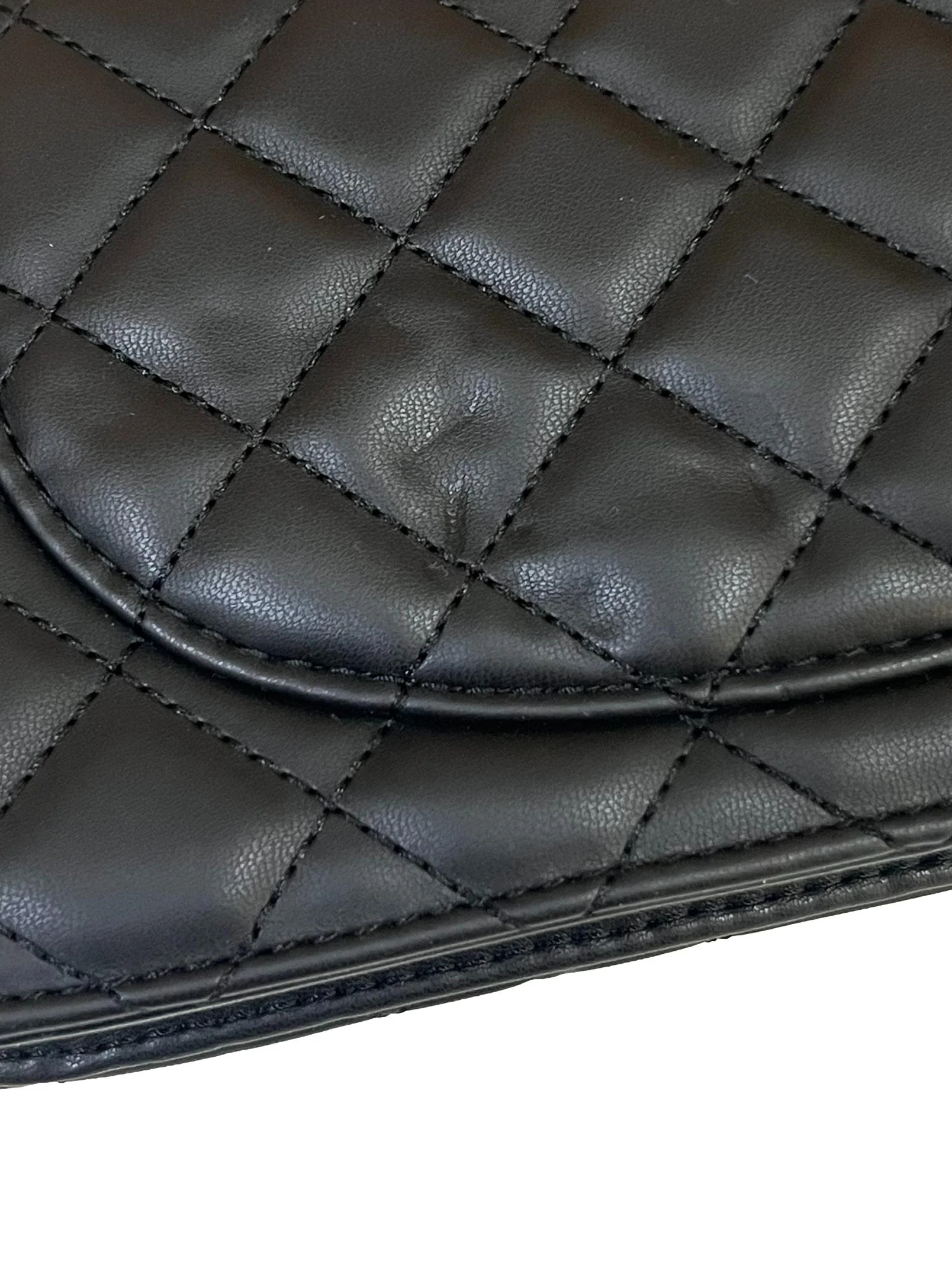 Black Quilted Flip Lock Clutch Crossbody Bag - Image 4