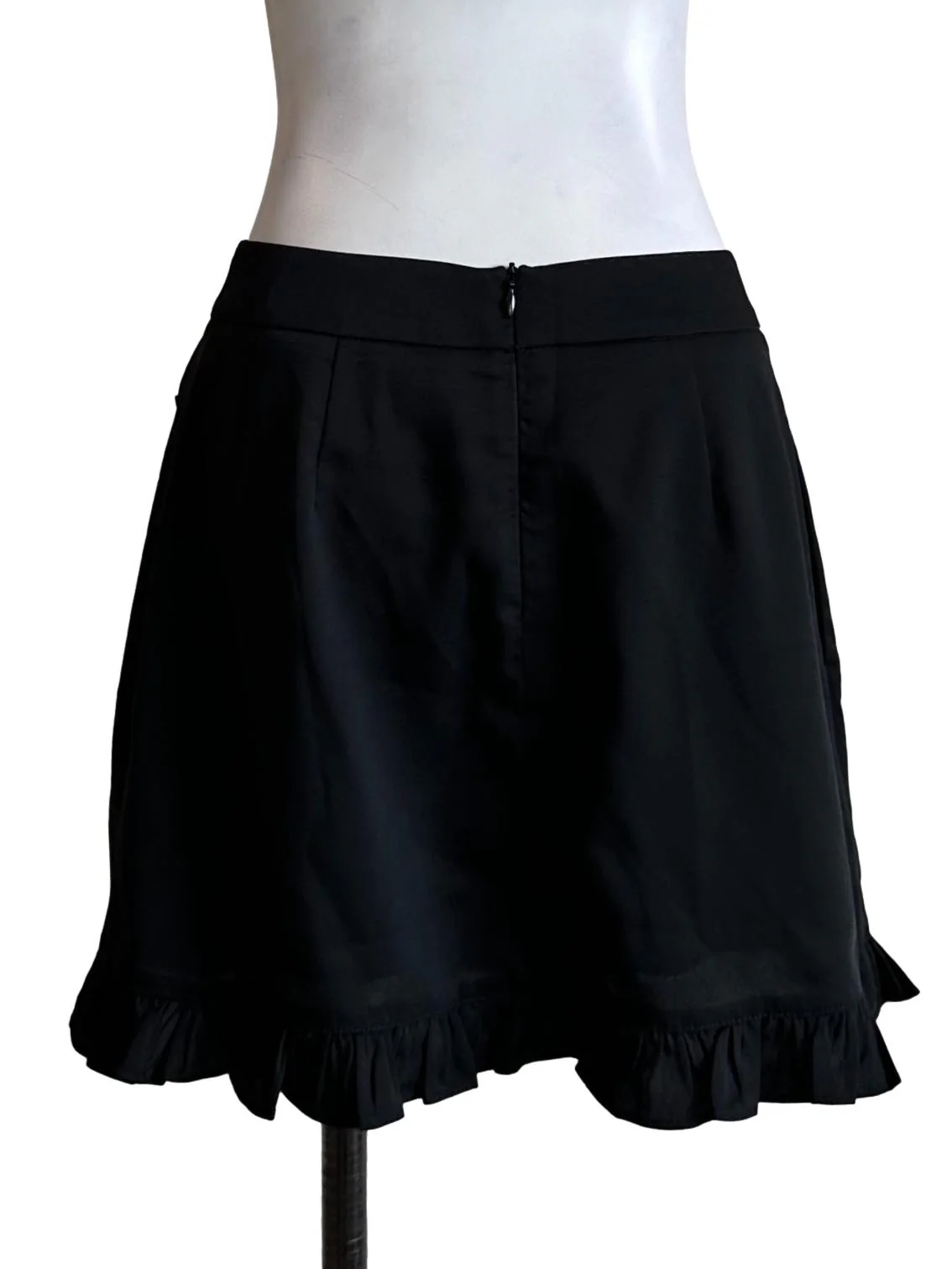 Black Ruffles Pattern Mini Skort - Image 2
