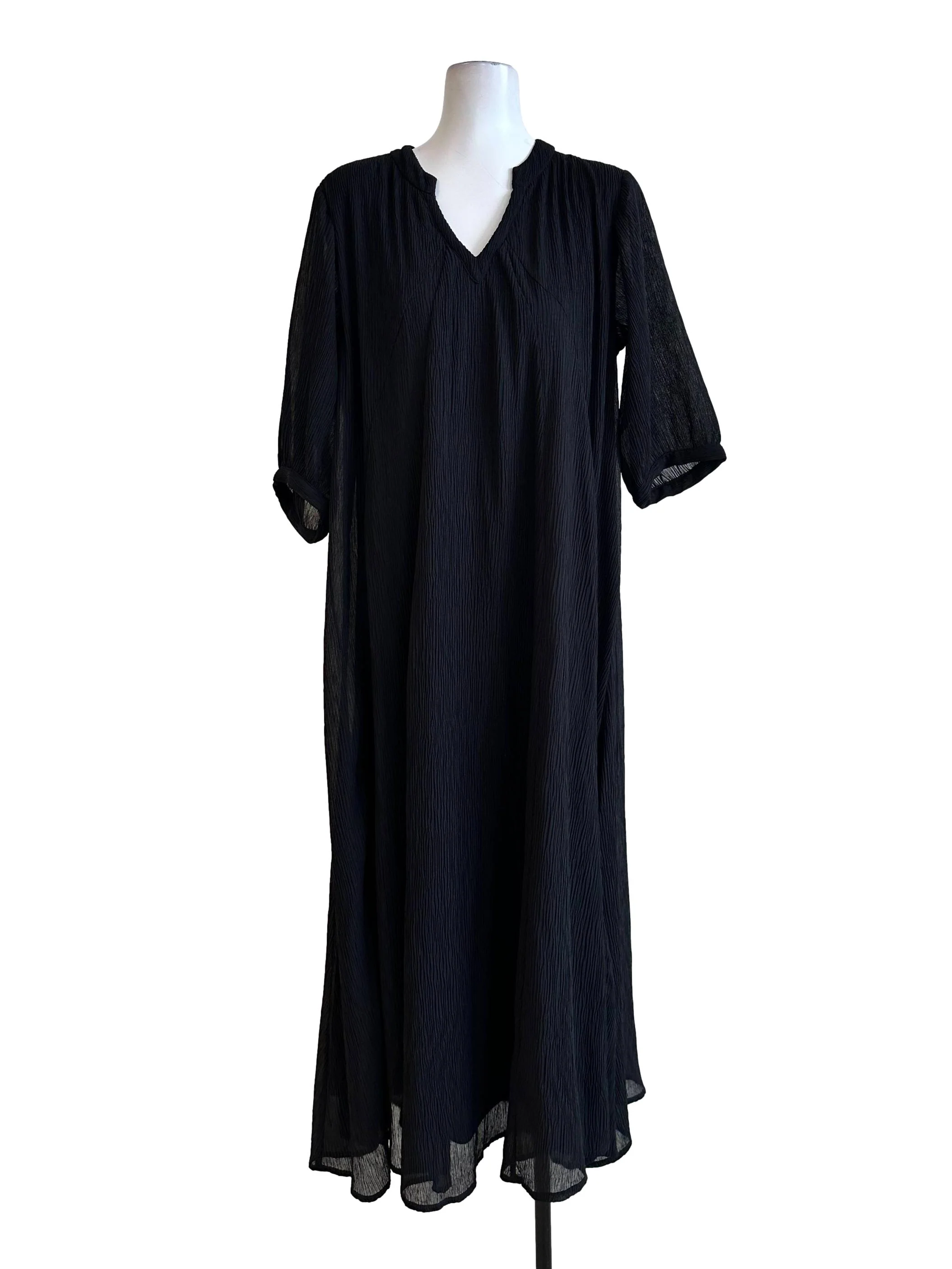 Black Textured Long Sleeves Dress