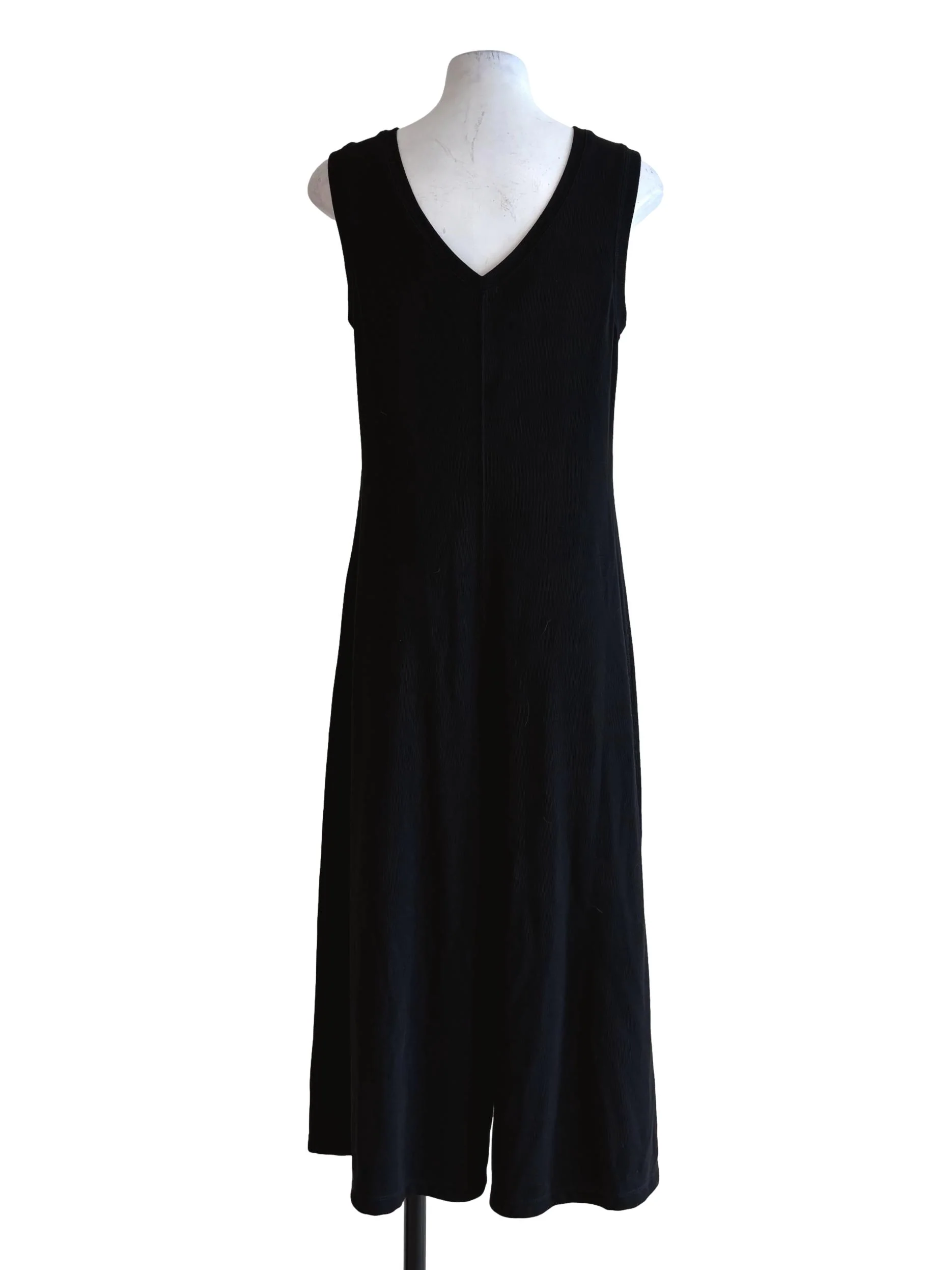 Black V-Neck Sleeveless Quarter Rompers - Image 2