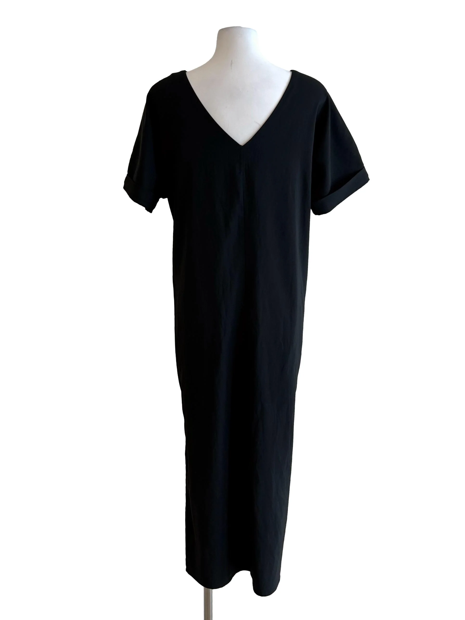 Black V-Neckline Midi Dress - Image 2