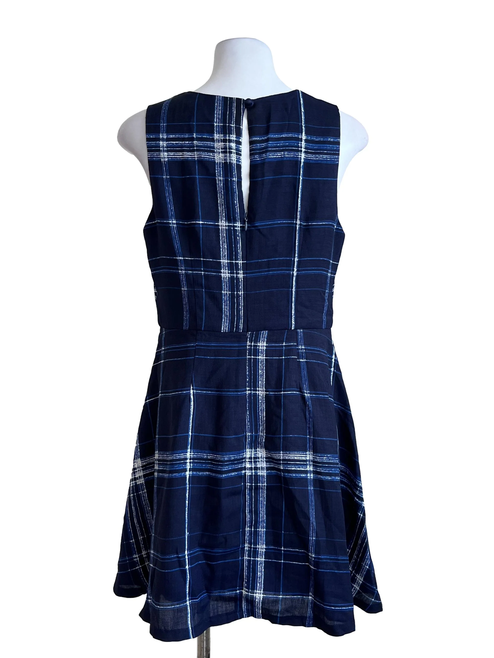 Blue Pattern Sleeveless Dress - Image 2