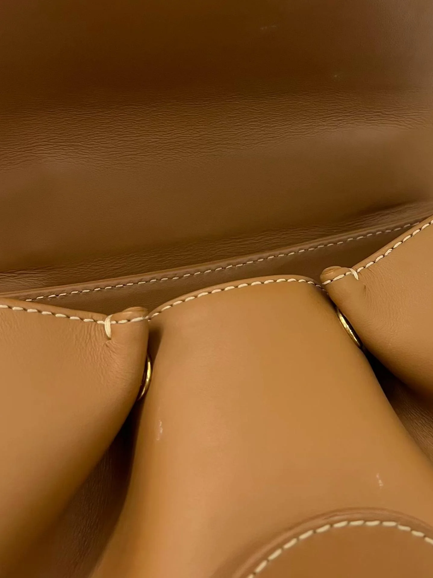 Camel Brown Numéro Un Nano Bag - Image 9