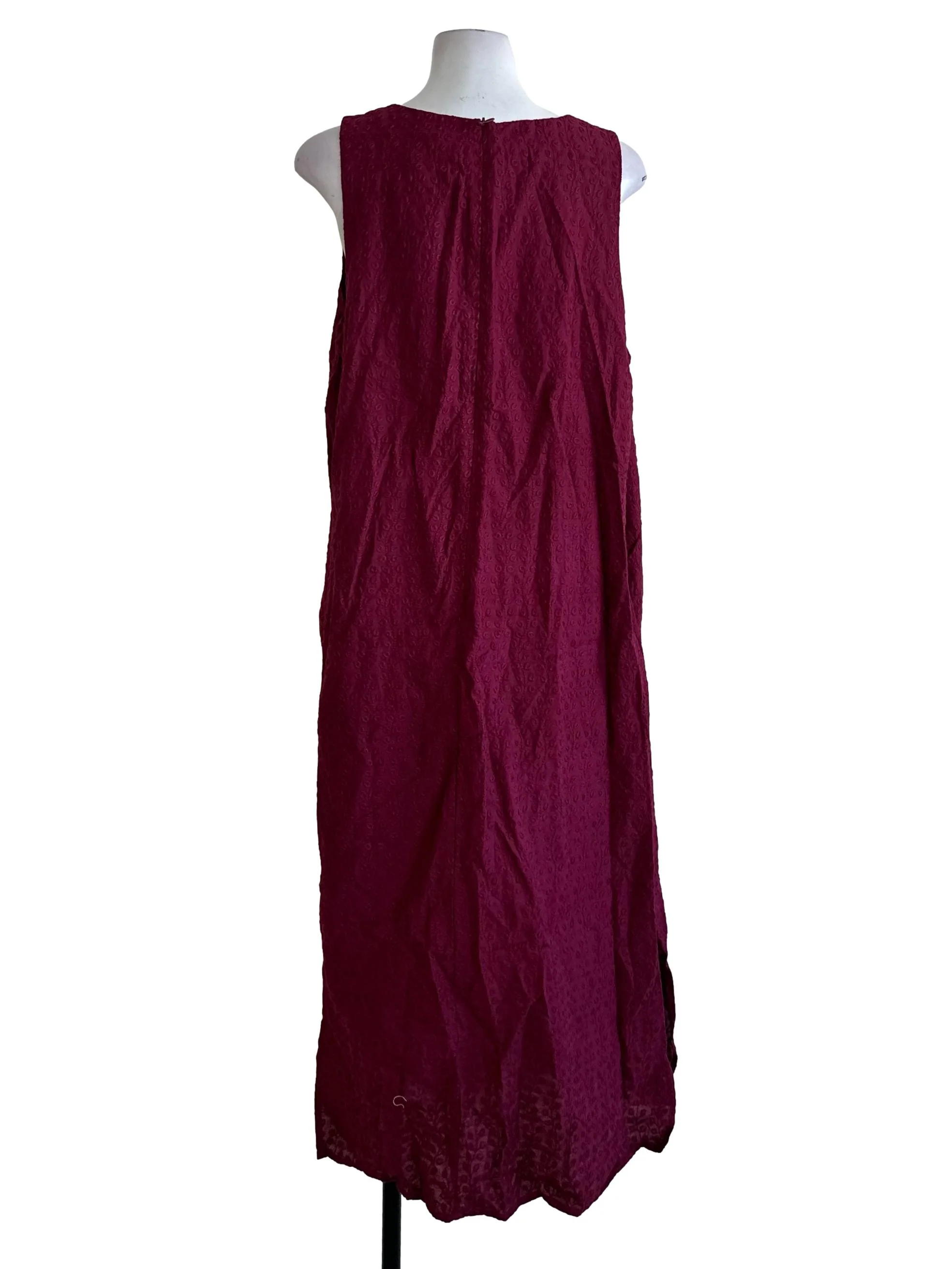Burgundy Red V Neck Embroidery Textured Dress - Image 2