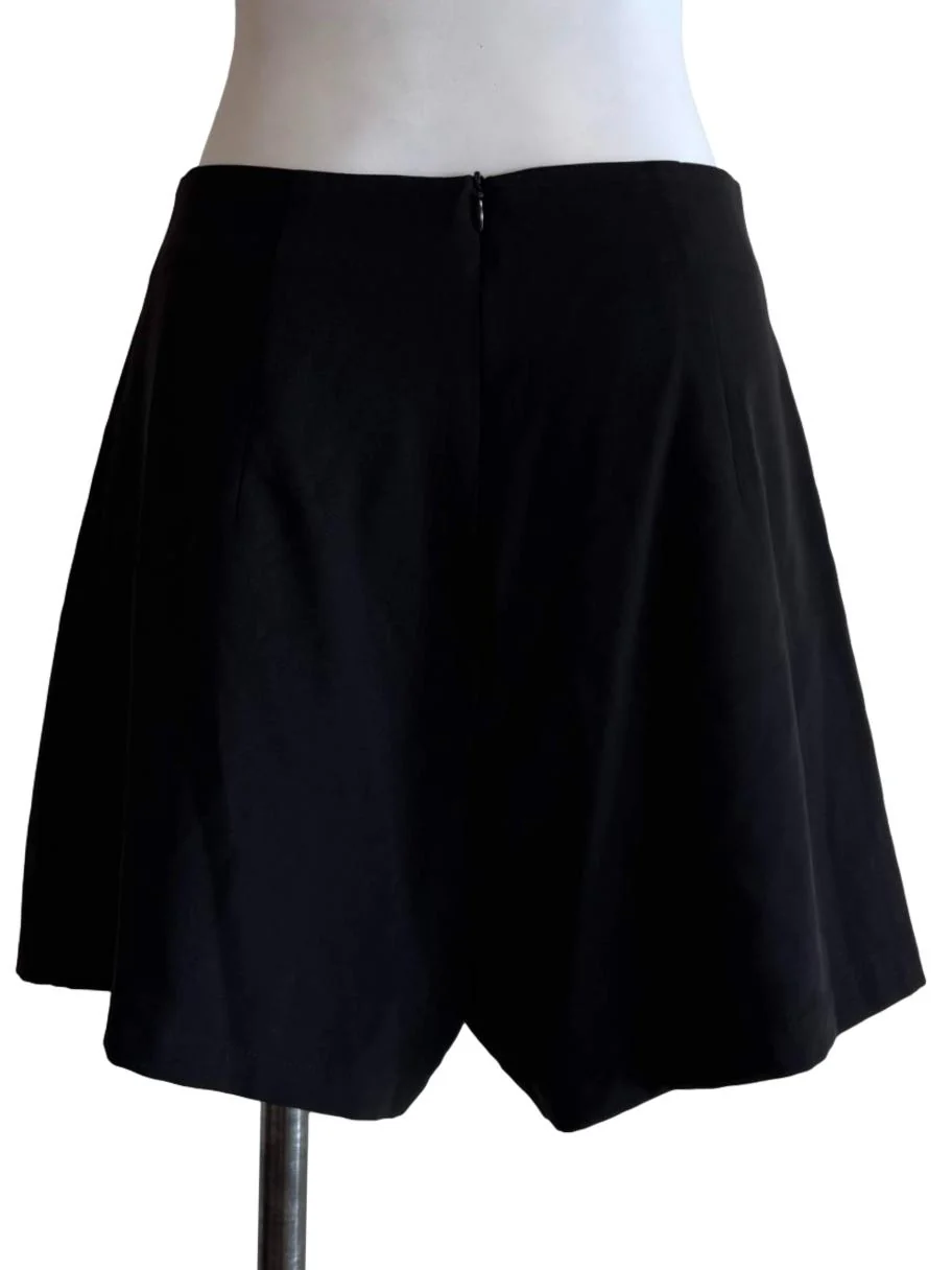 Carbon Black Buttoned Skort - Image 2