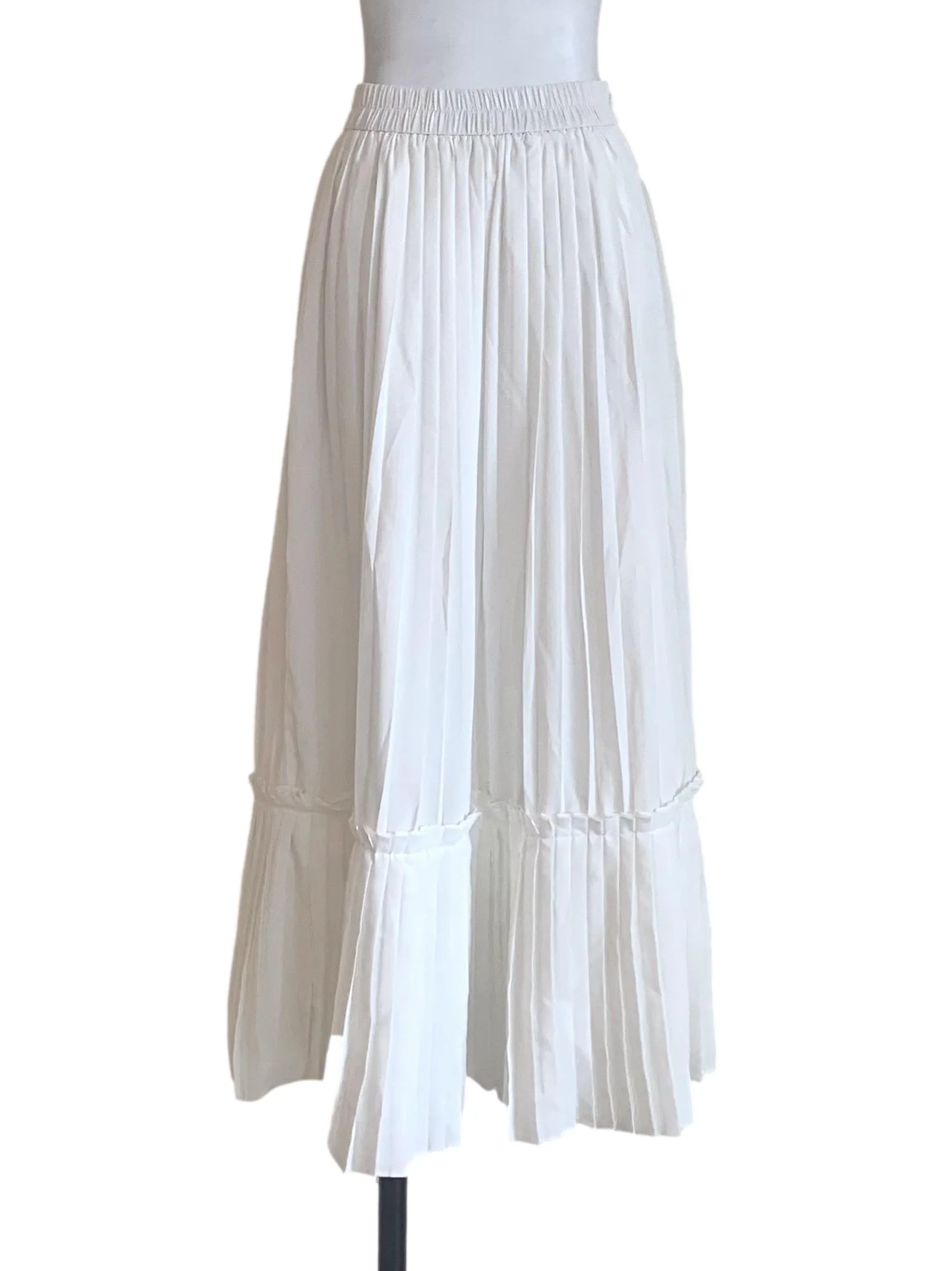 Chiffon White Pleated Skirt - Image 2