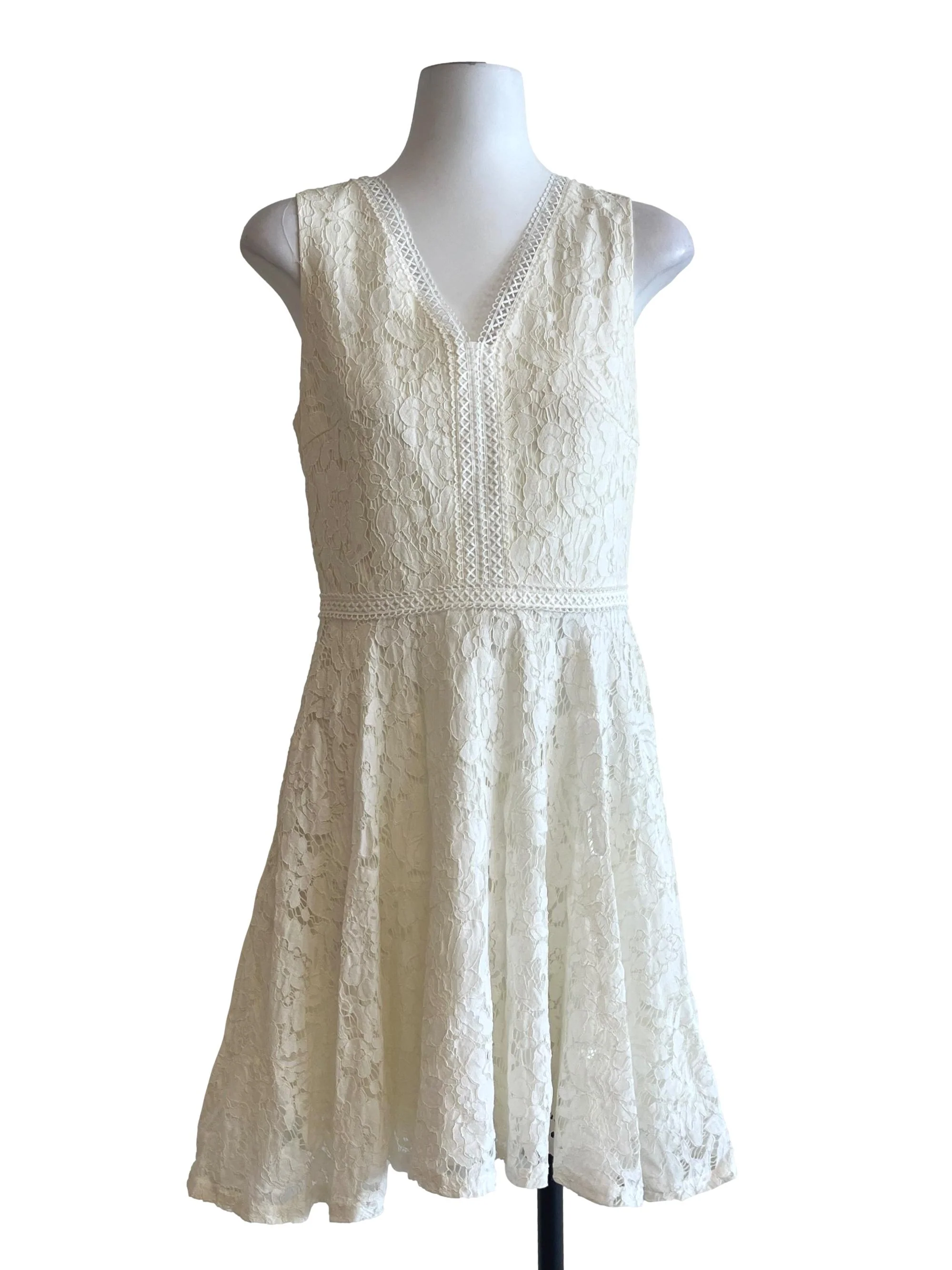 Cream White V-Neck Sleeveless Dress