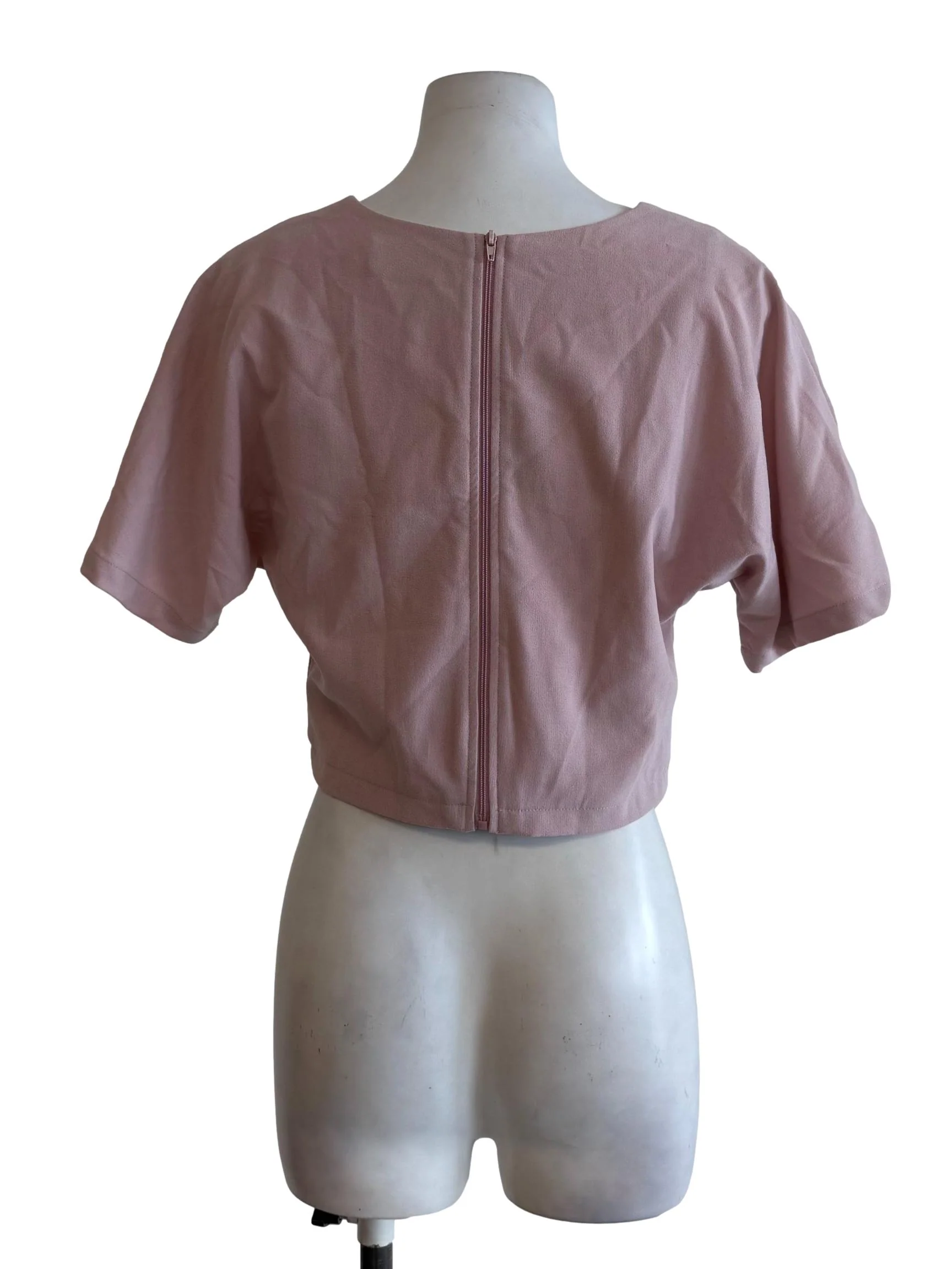 Crepe Pink V Neck Crop Top - Image 2