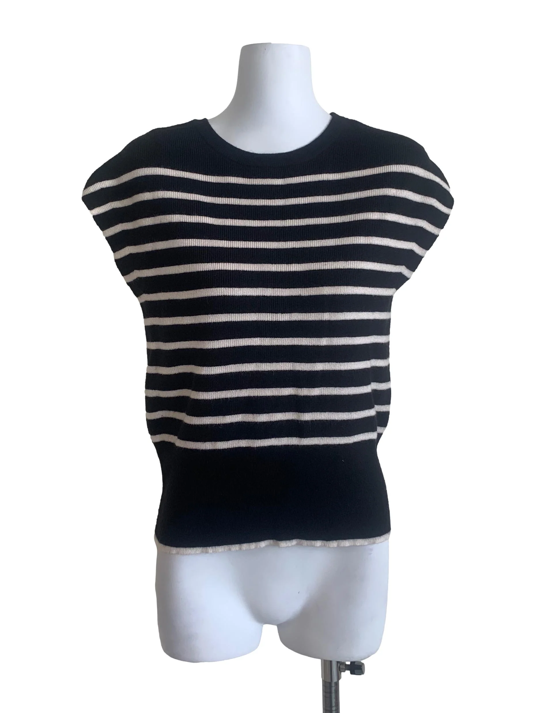 Crow Black Stripe Pattern Top