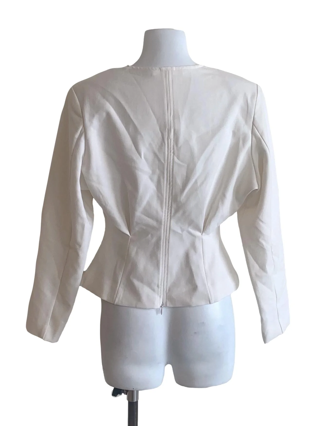 Daisy White Deep V Neck Top LB - Image 2