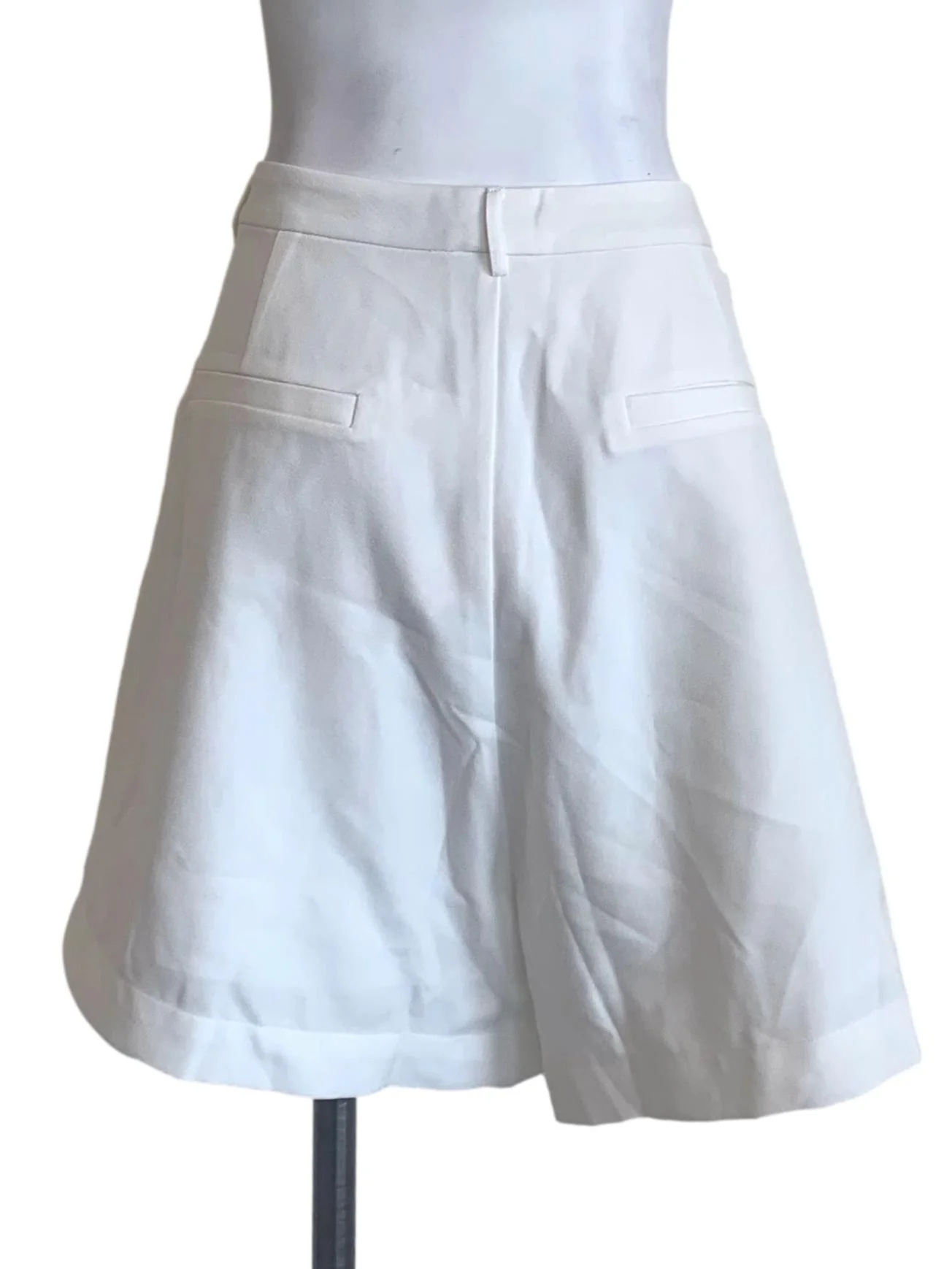 Daisy White Wide Leg Shorts LB - Image 2