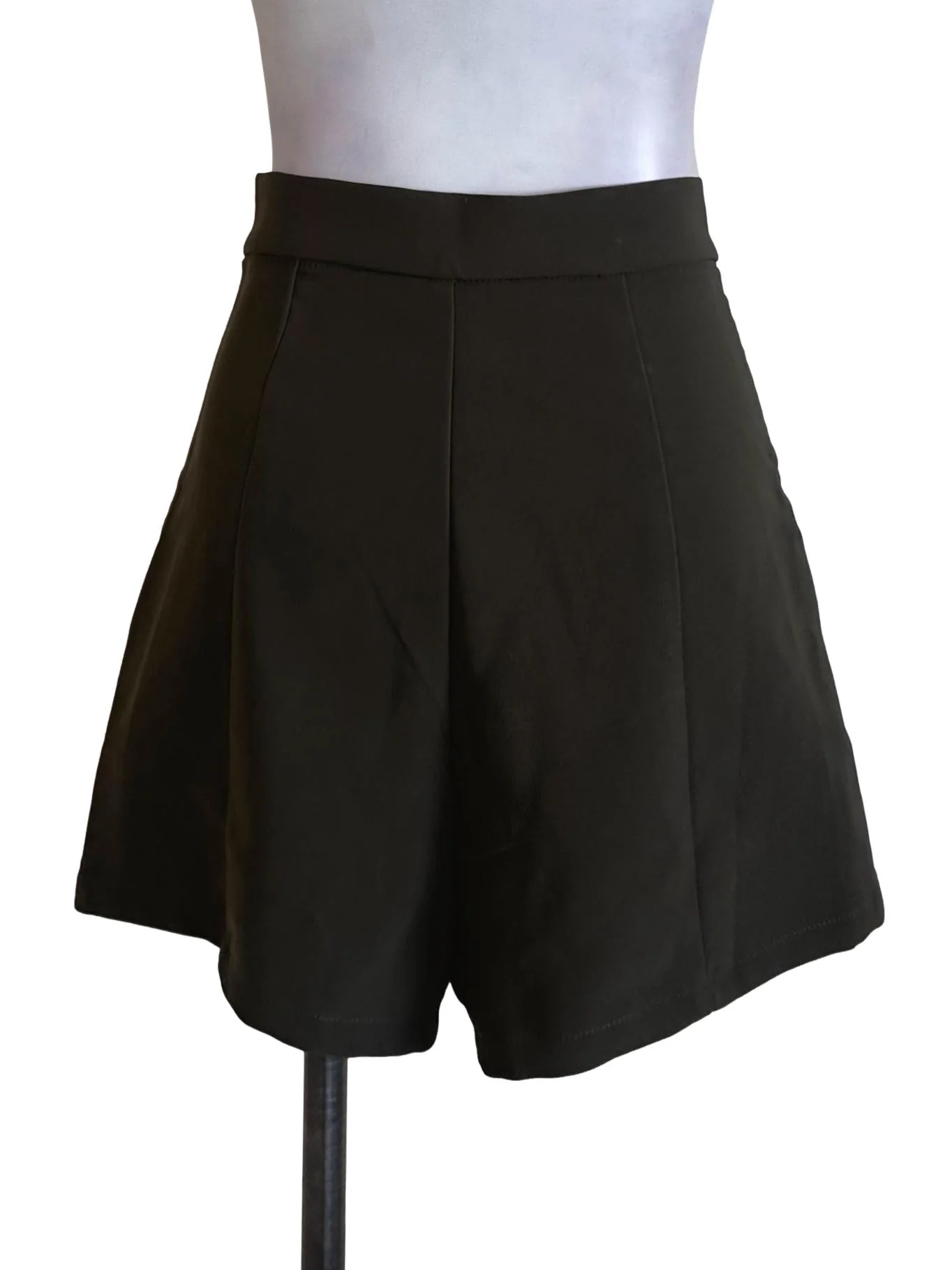 Dark Moss Green Button Shorts - Image 2