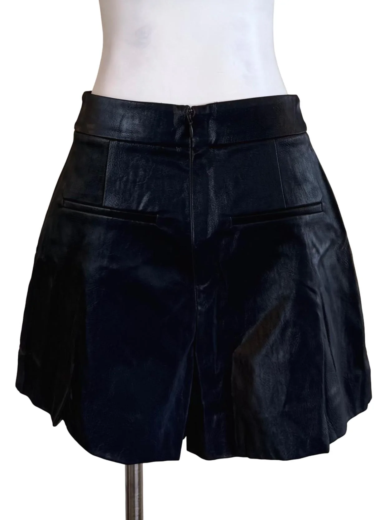 Dark Navy Textured Pleated Shorts - Image 2