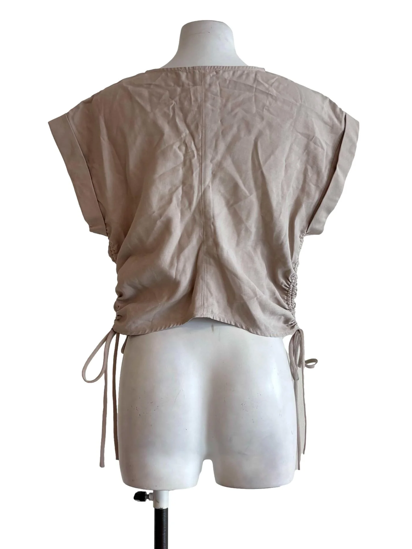 Eggshell Shortsleeve Side Scrunch Blouse - Image 2