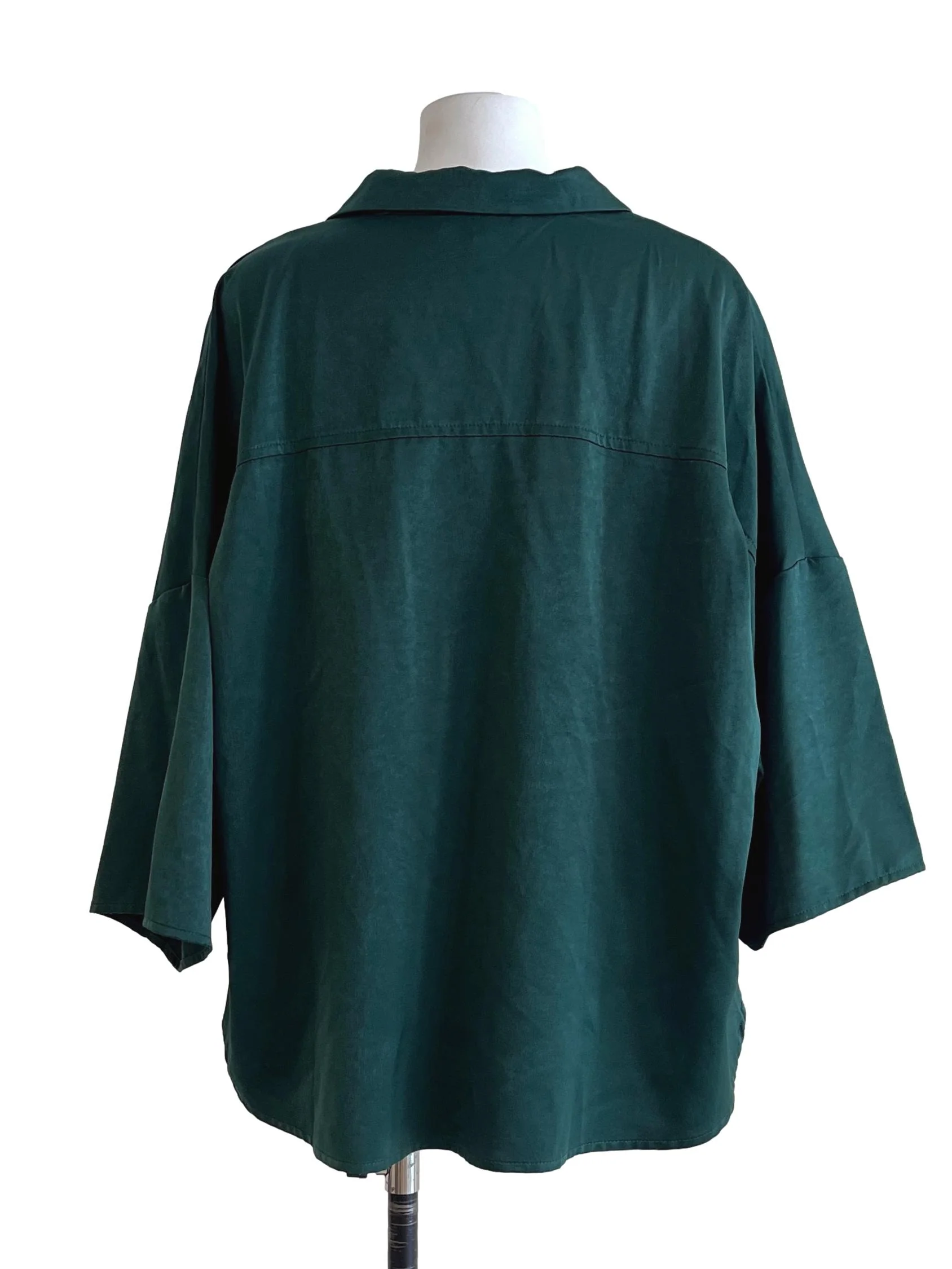 Emerald Green V-Neck Cropped Top - Image 2
