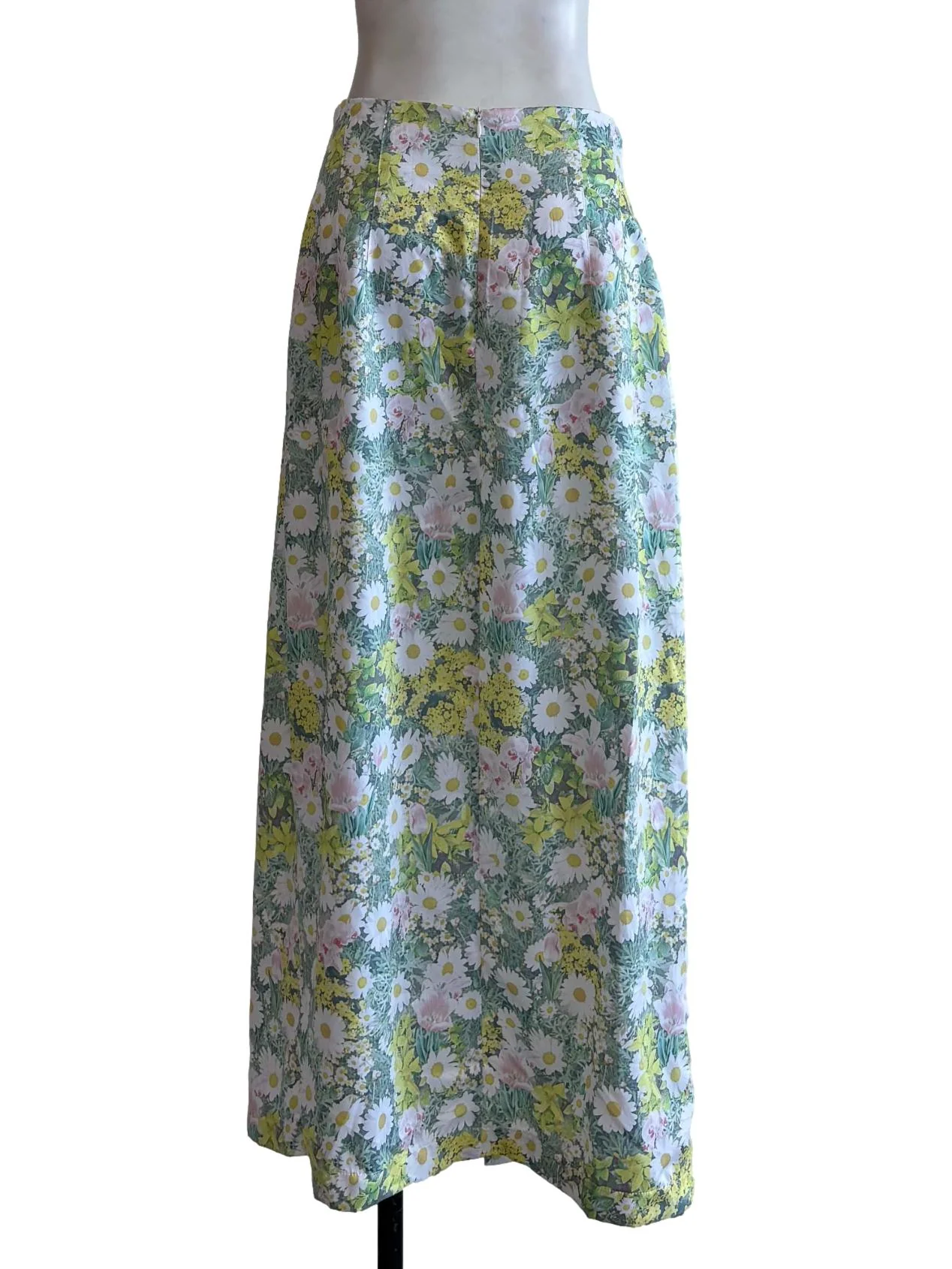 Green Floral Print Satin Skirt - Image 2