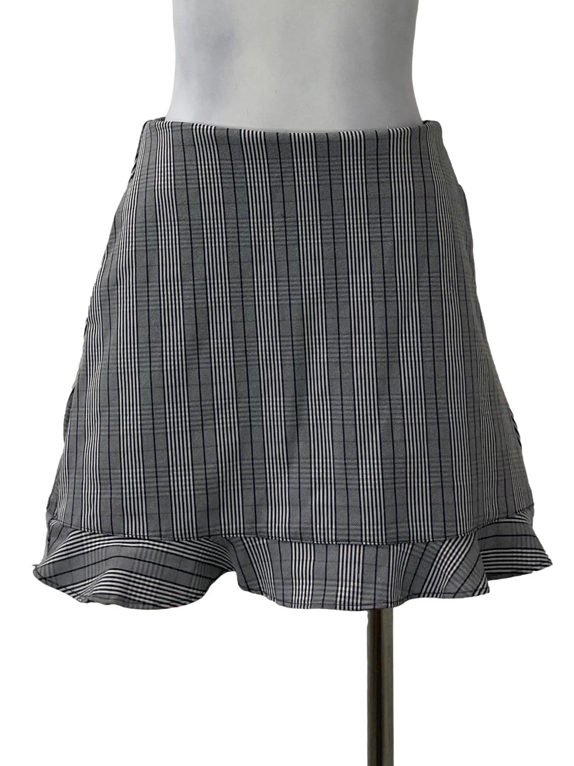 Grey Checkered Flutter Skirt