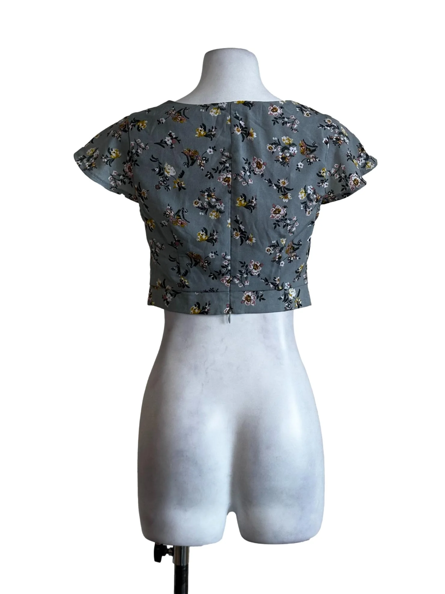 Grey Flower Pattern Crop Top - Image 2