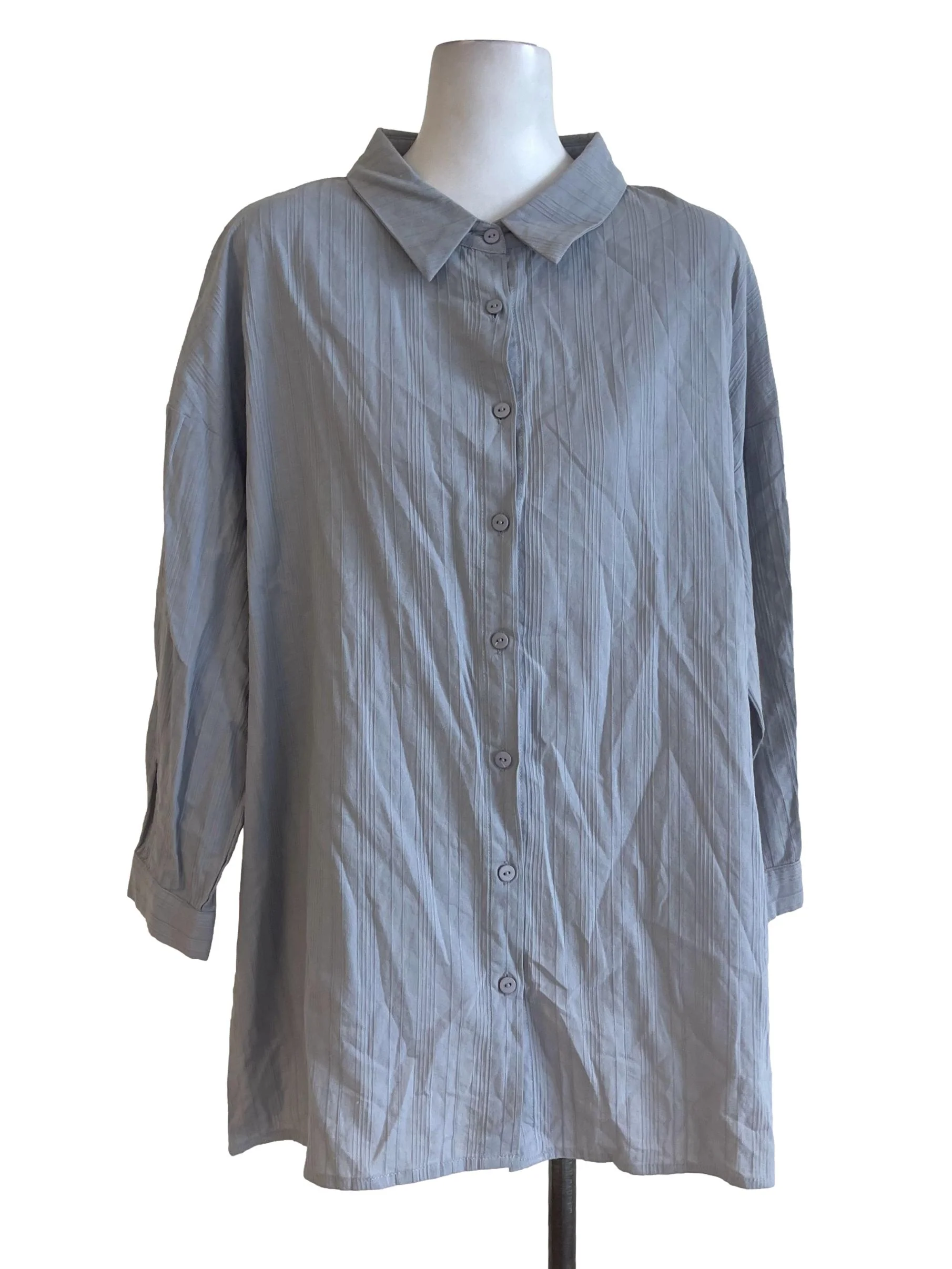 Grey Long Sleeves Buttoned Top
