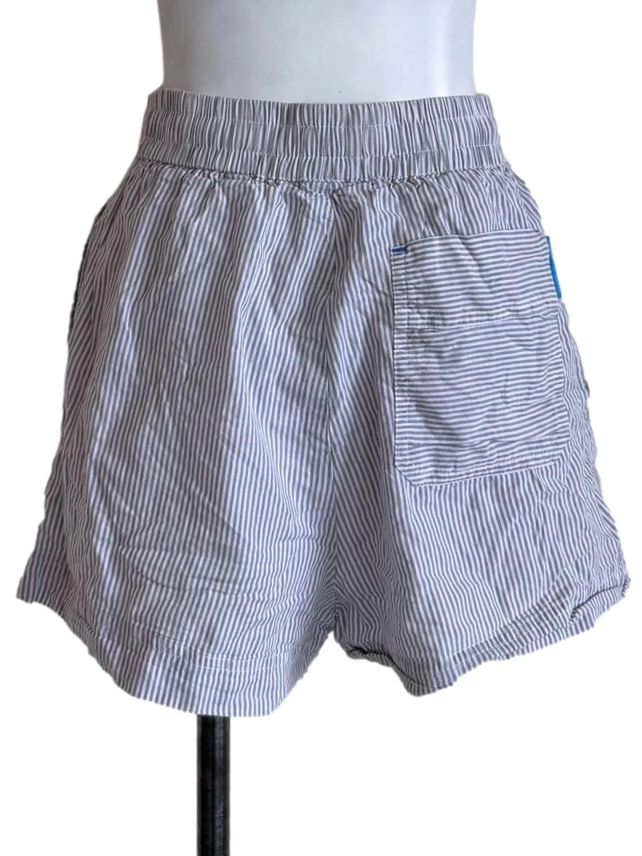 Grey Striped Elastic-Waist Shorts - Image 2