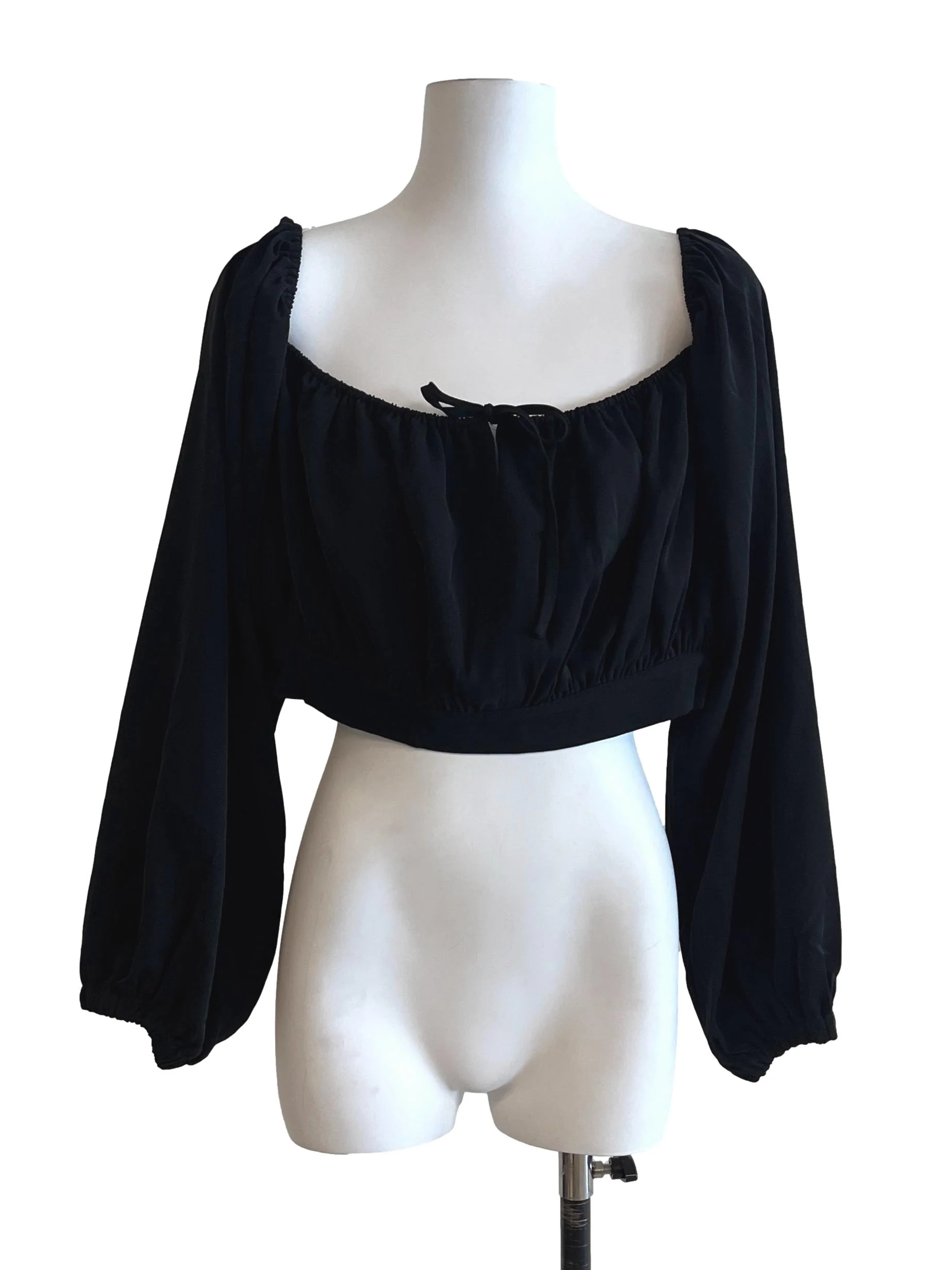 Jade Black Scoop Long Sleeve Crop Top YHF