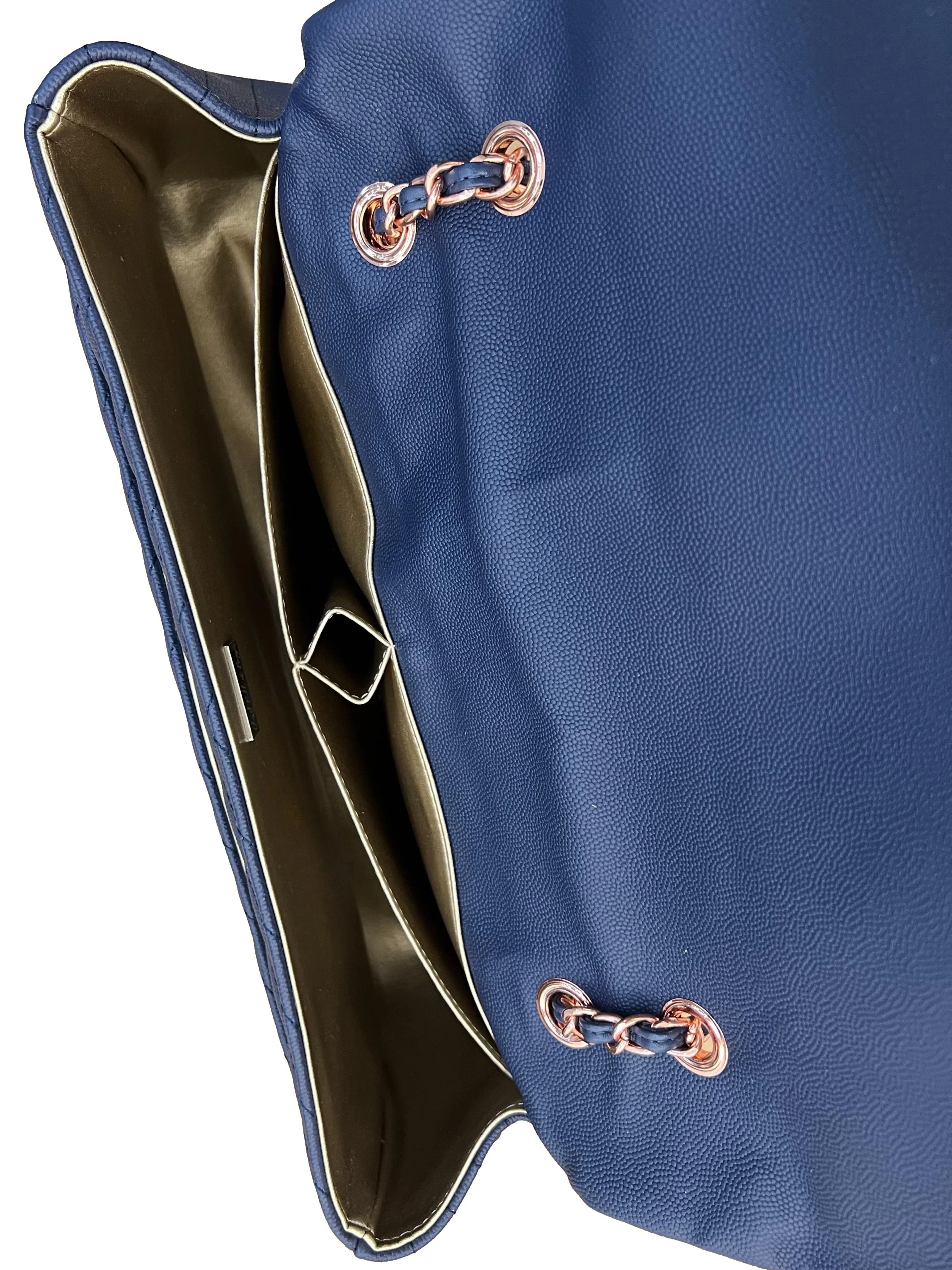Large Quilted Shoulder Bag - Image 3