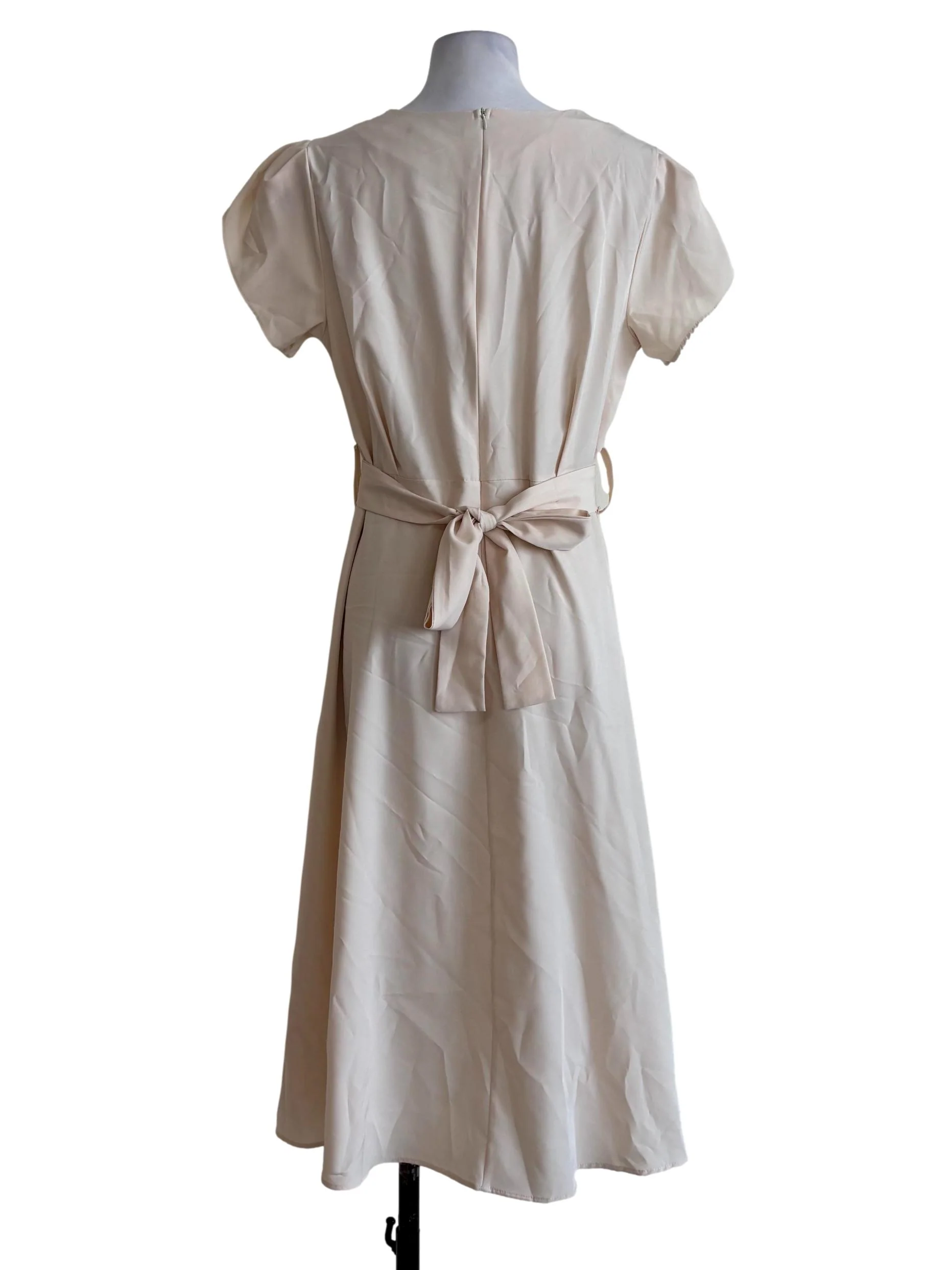Light Cream Shortsleeve Dress - Image 2