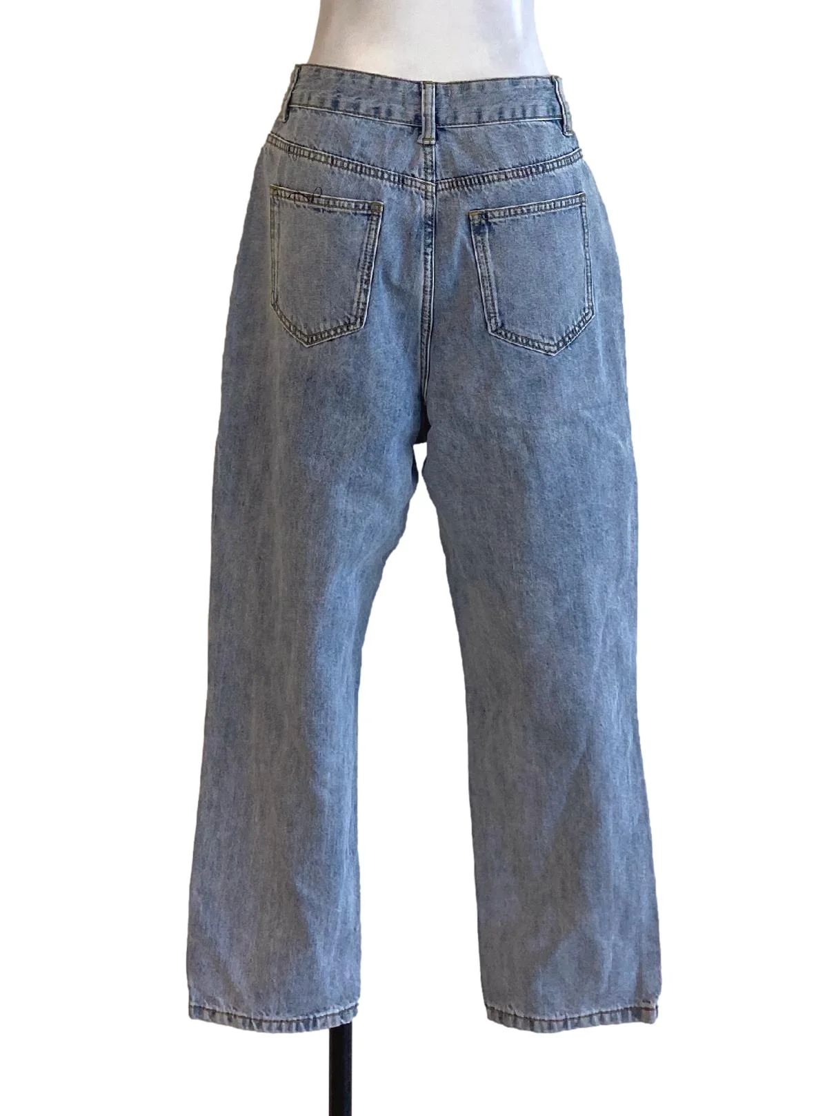 Light Denim Blue Buttoned Waist Straight Jeans - Image 2
