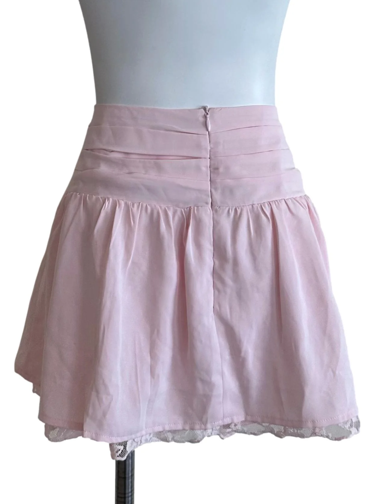 Light Pink Pleated Lace Border Skorts - Image 2