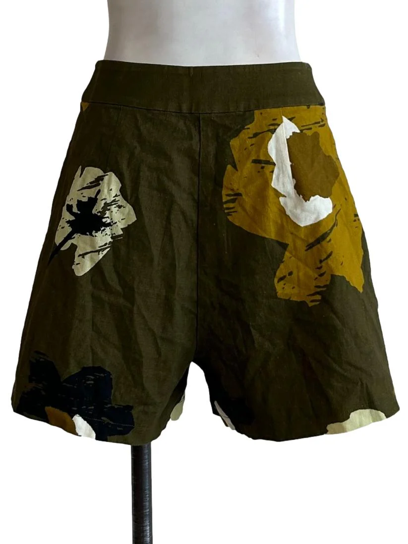 Moss Green Prints Shorts OSN - Image 2