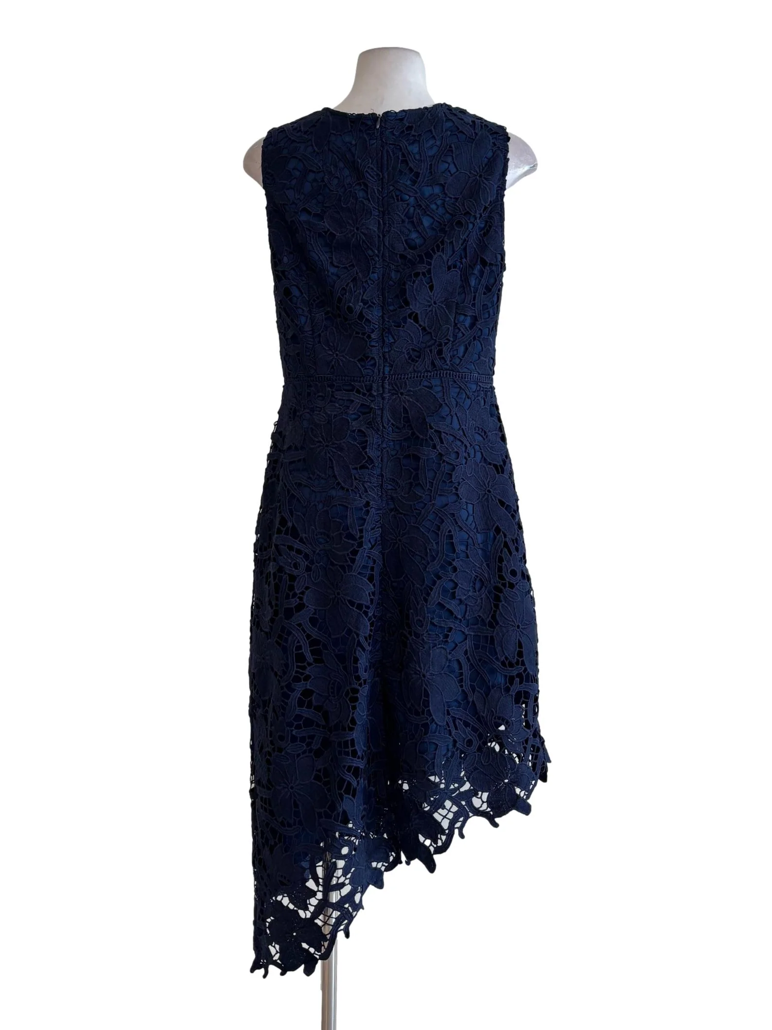 Navy Blue Sleeveless Lace Pencil Dress - Image 2
