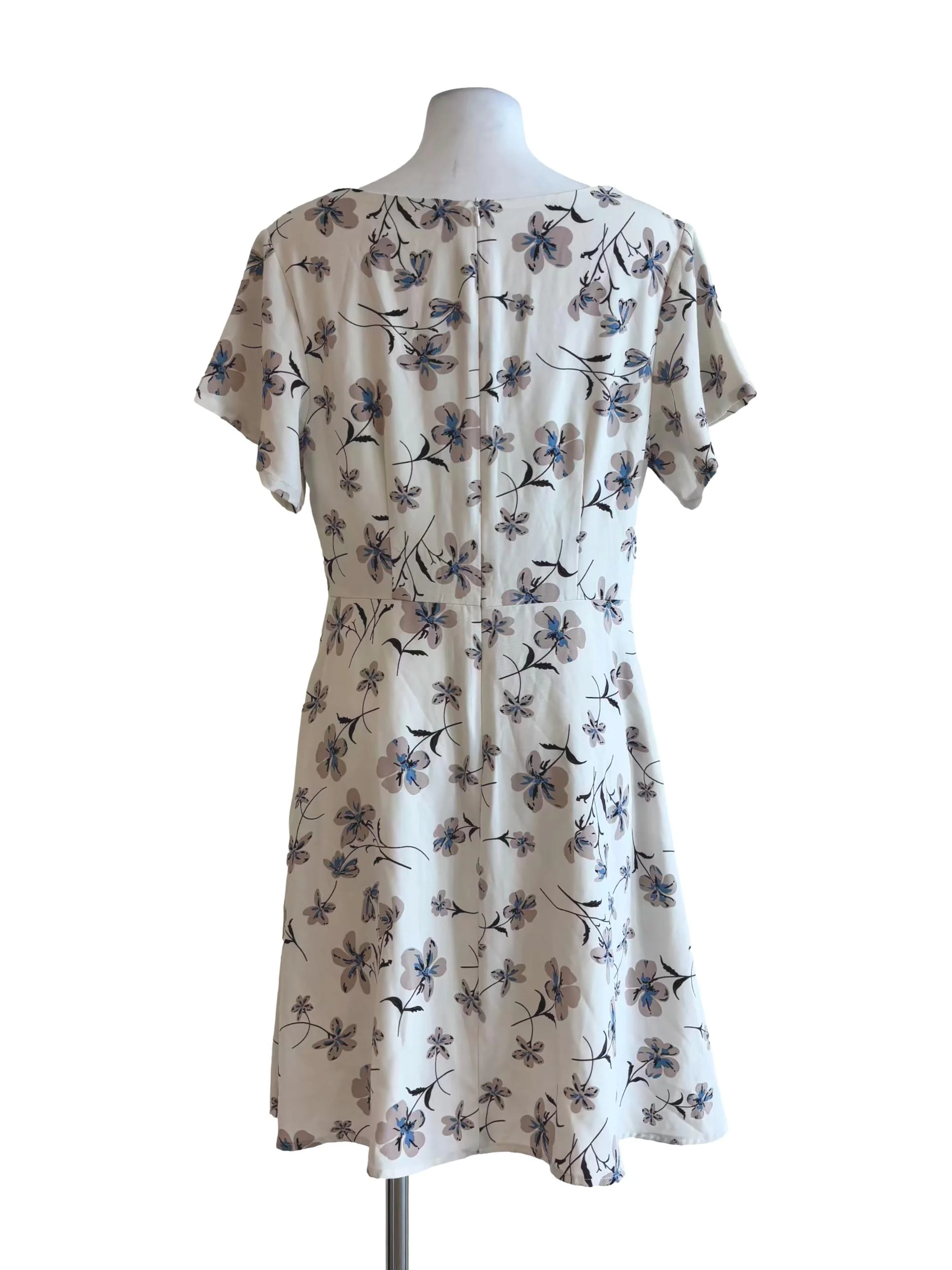 Off White Buttoned Floral A-Line Dress - Image 2