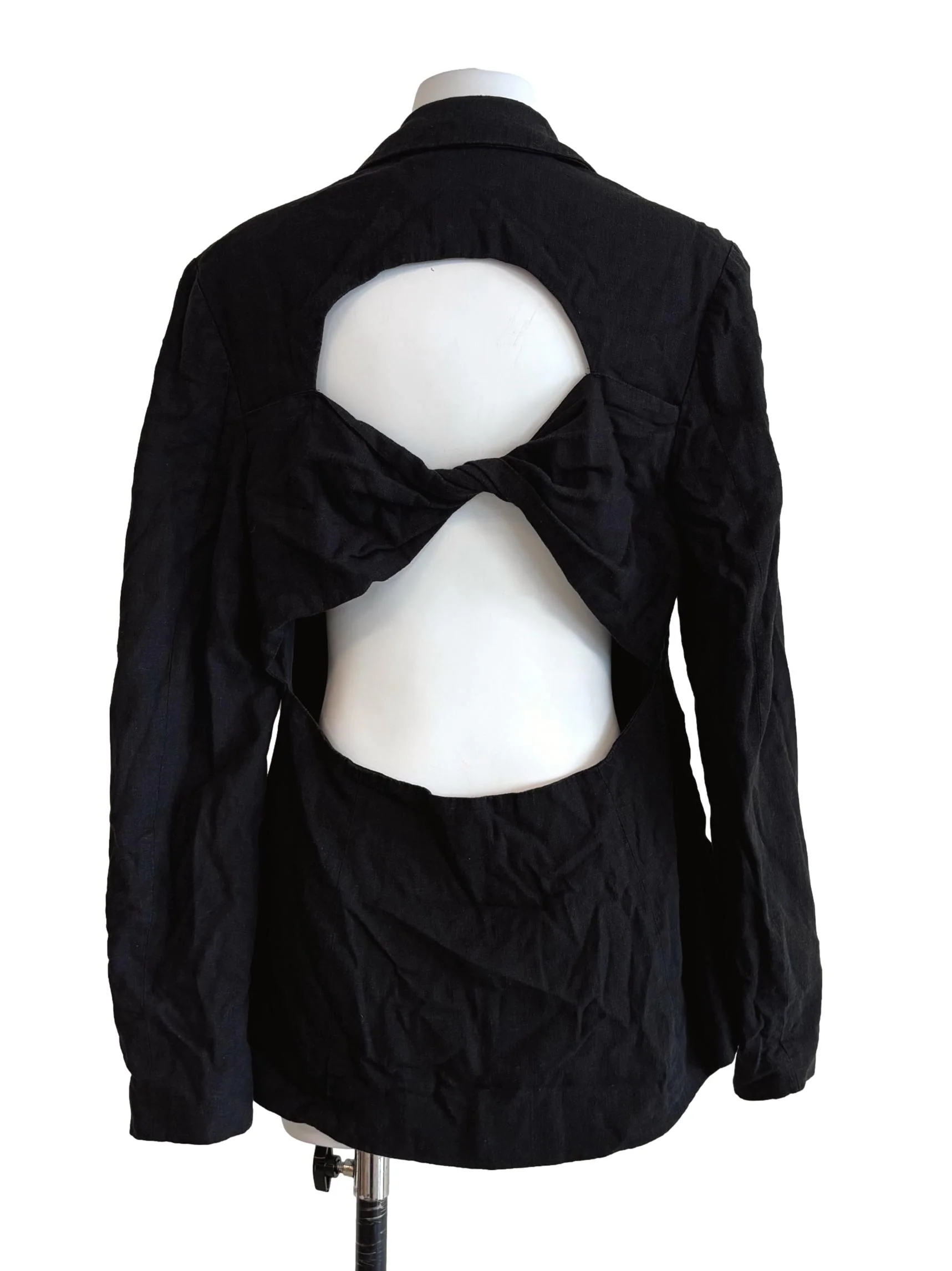 Onyx Black Backless Linen Blazer - Image 2