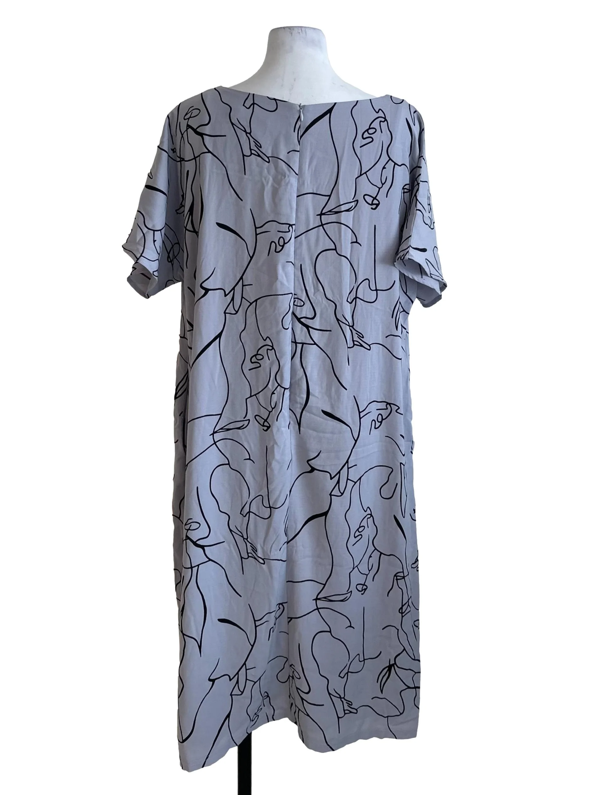 Pale Purple Abstract Pattern Dress - Image 2