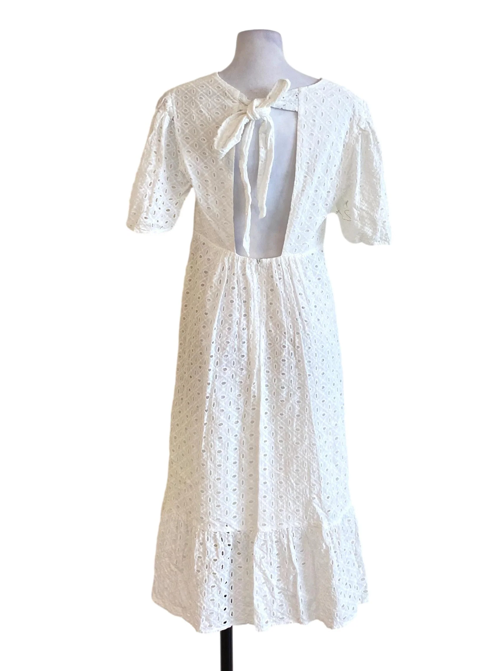 Pearl White V-Neck Floral Lace Drop Waist Dress LB - Image 2