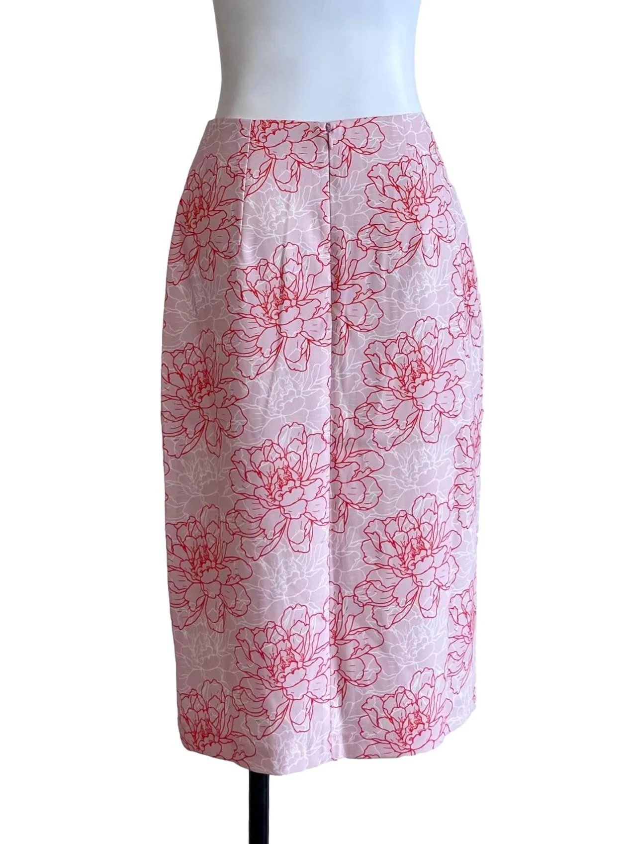 Pink Floral Print Pencil Skirt With Slit - Image 2